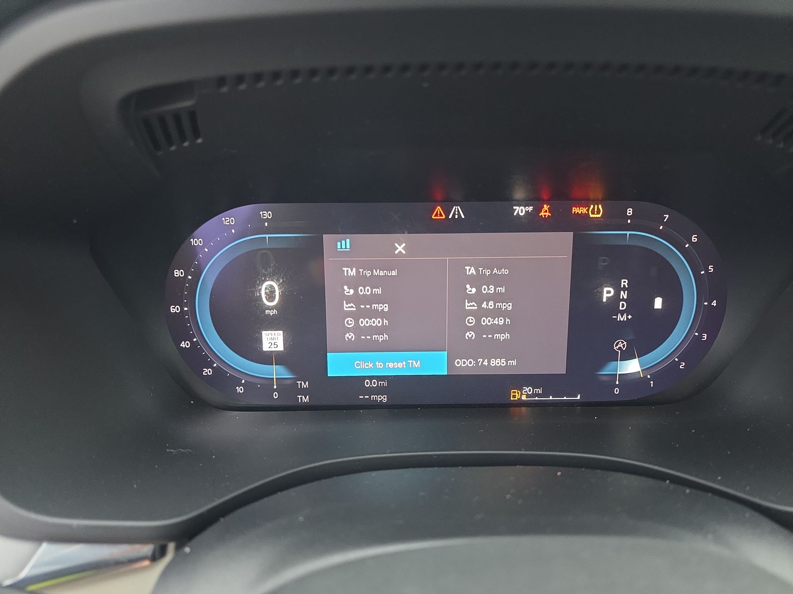 2022 Volvo XC60 B5 Momentum AWD