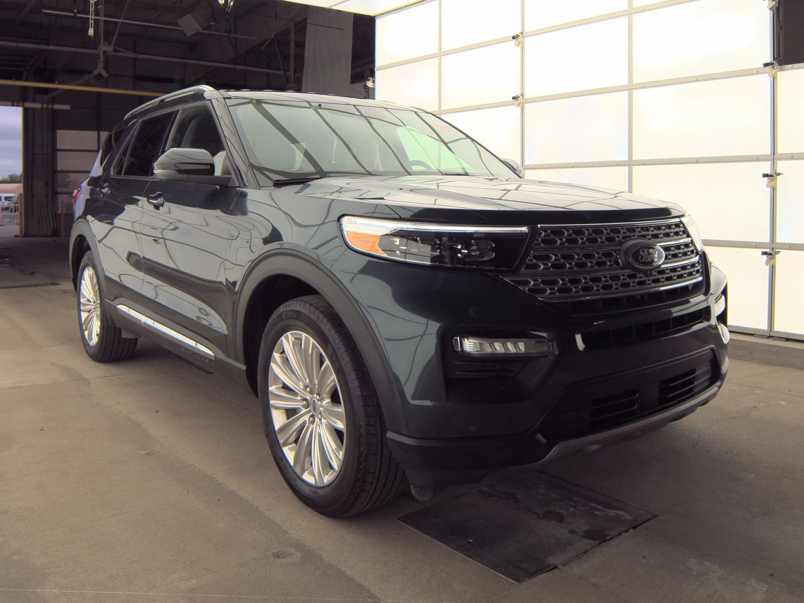 2022 Ford Explorer Limited AWD