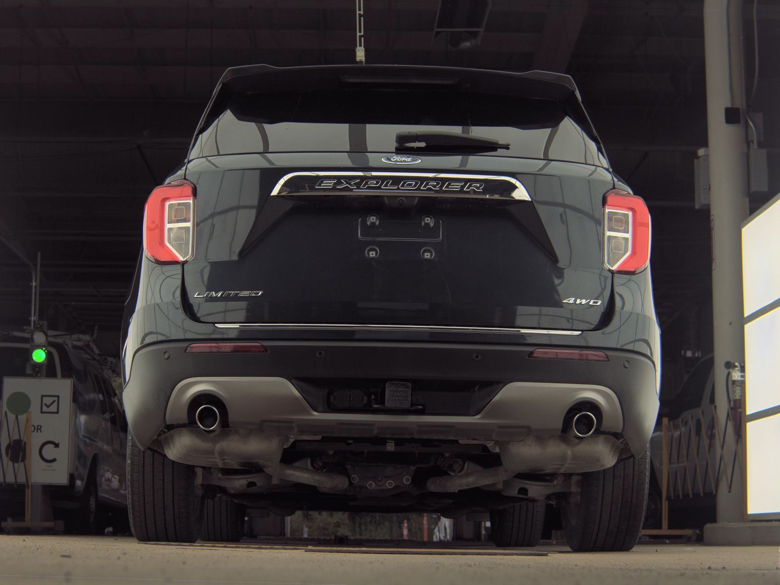 2022 Ford Explorer Limited AWD