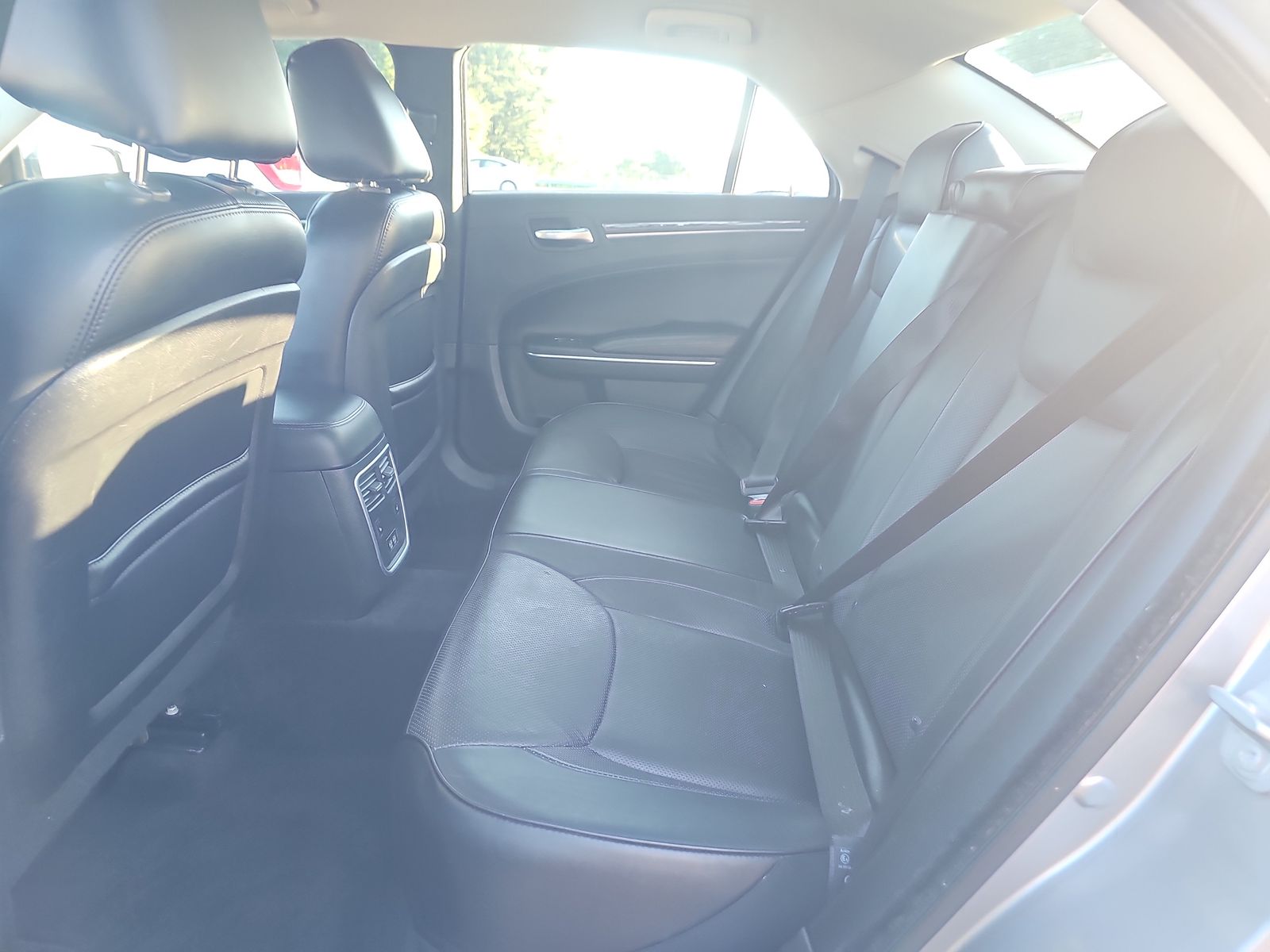 2018 Chrysler 300 Limited RWD