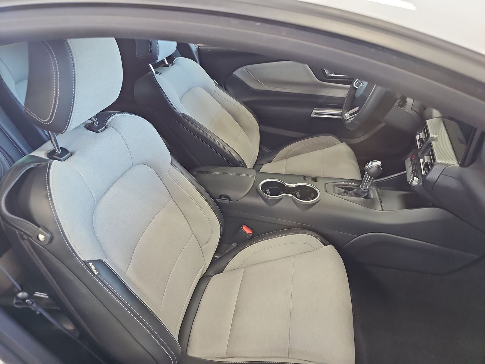 2024 Ford Mustang EcoBoost RWD