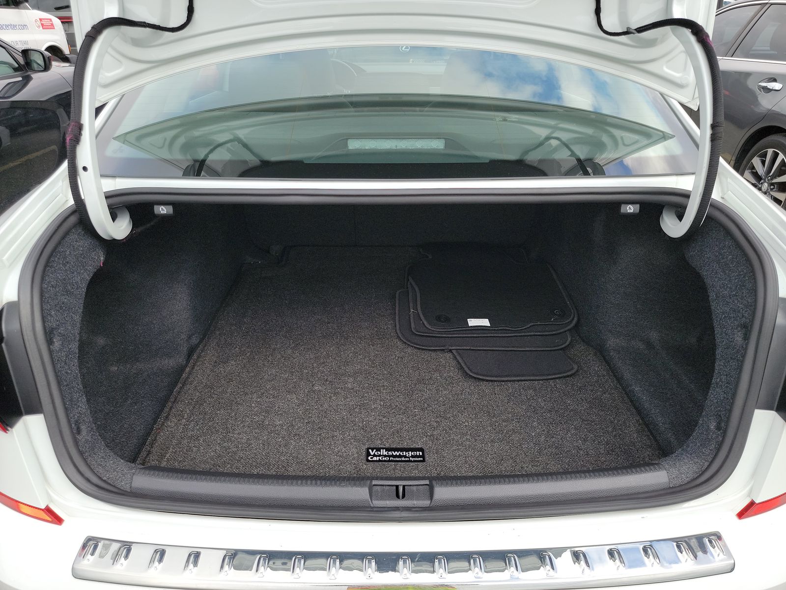 2022 Volkswagen Passat 2.0T SE FWD