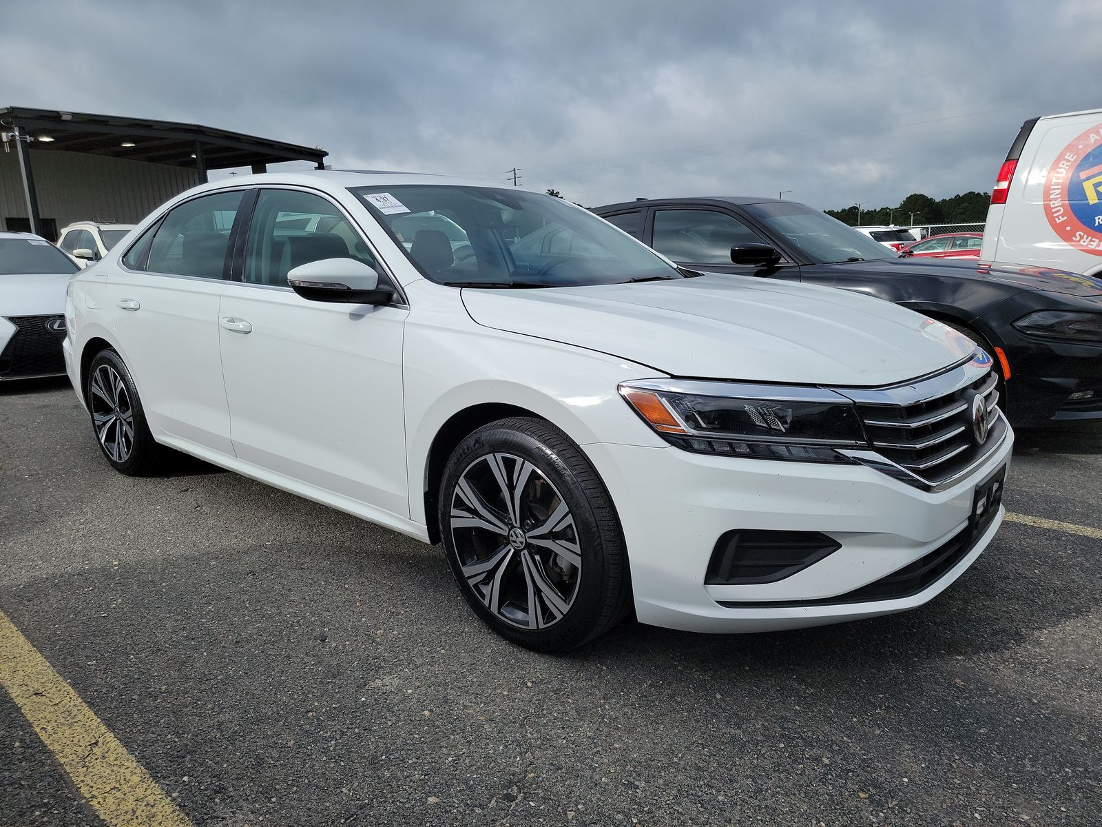 2022 Volkswagen Passat 2.0T SE FWD