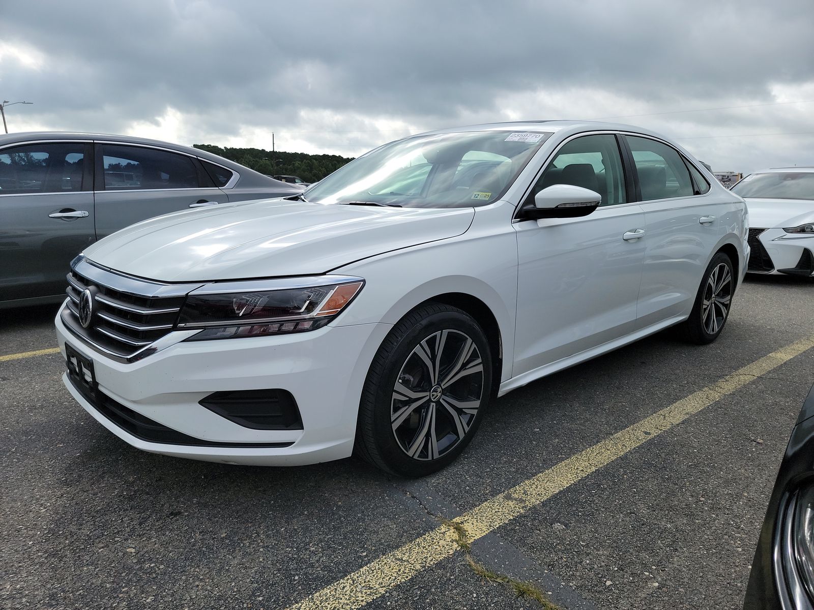 2022 Volkswagen Passat 2.0T SE FWD