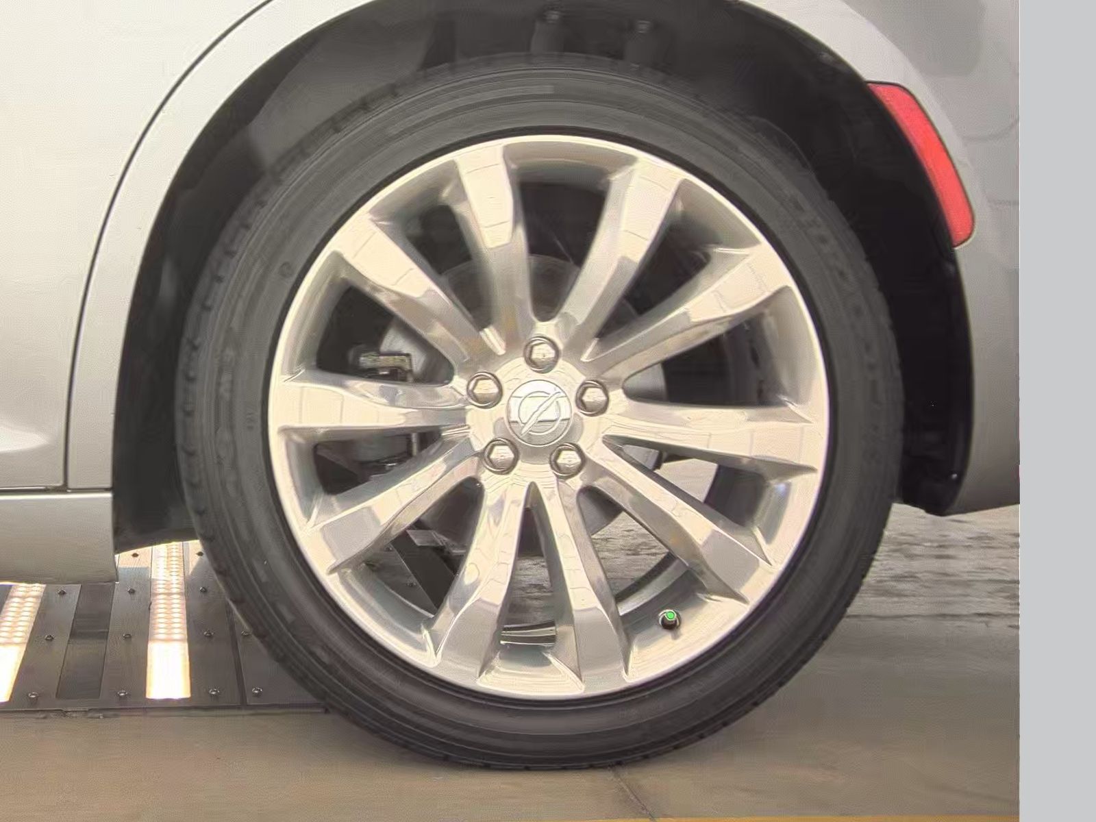 2018 Chrysler 300 Limited RWD