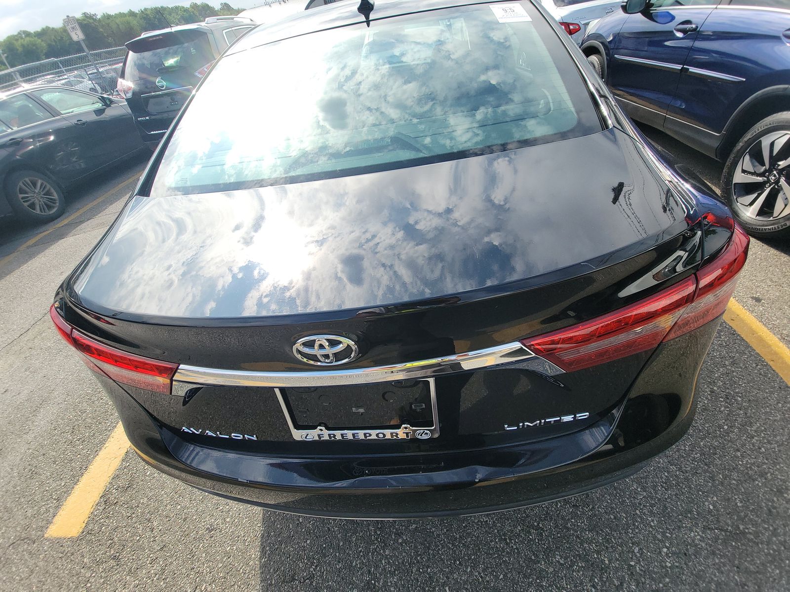 2018 Toyota Avalon Limited FWD