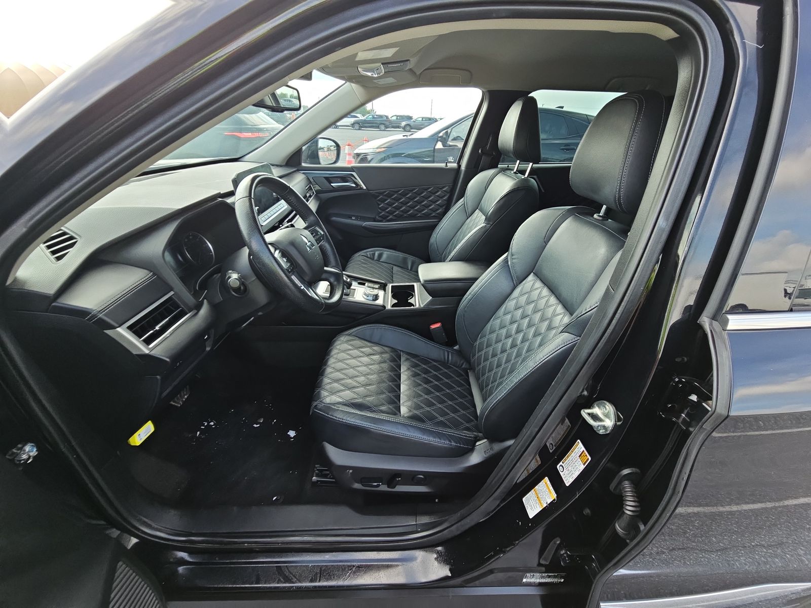 2022 Mitsubishi Outlander SEL FWD