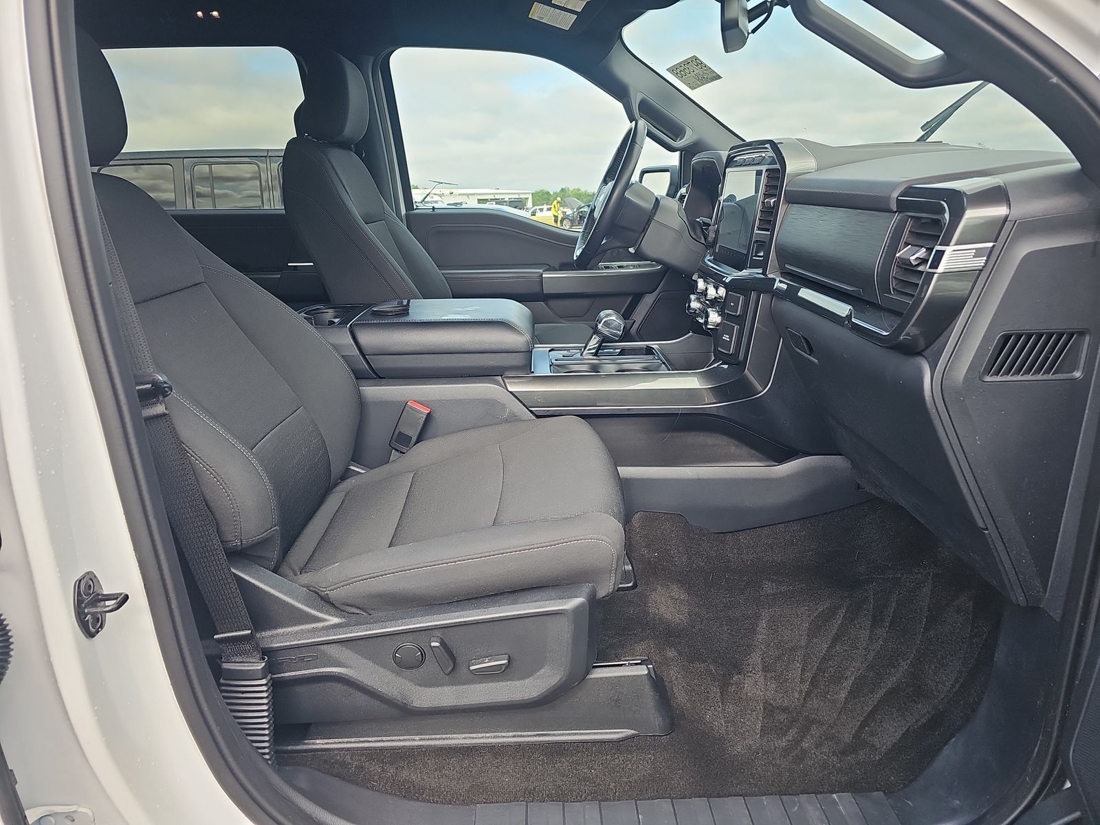 2022 Ford F-150 XLT AWD