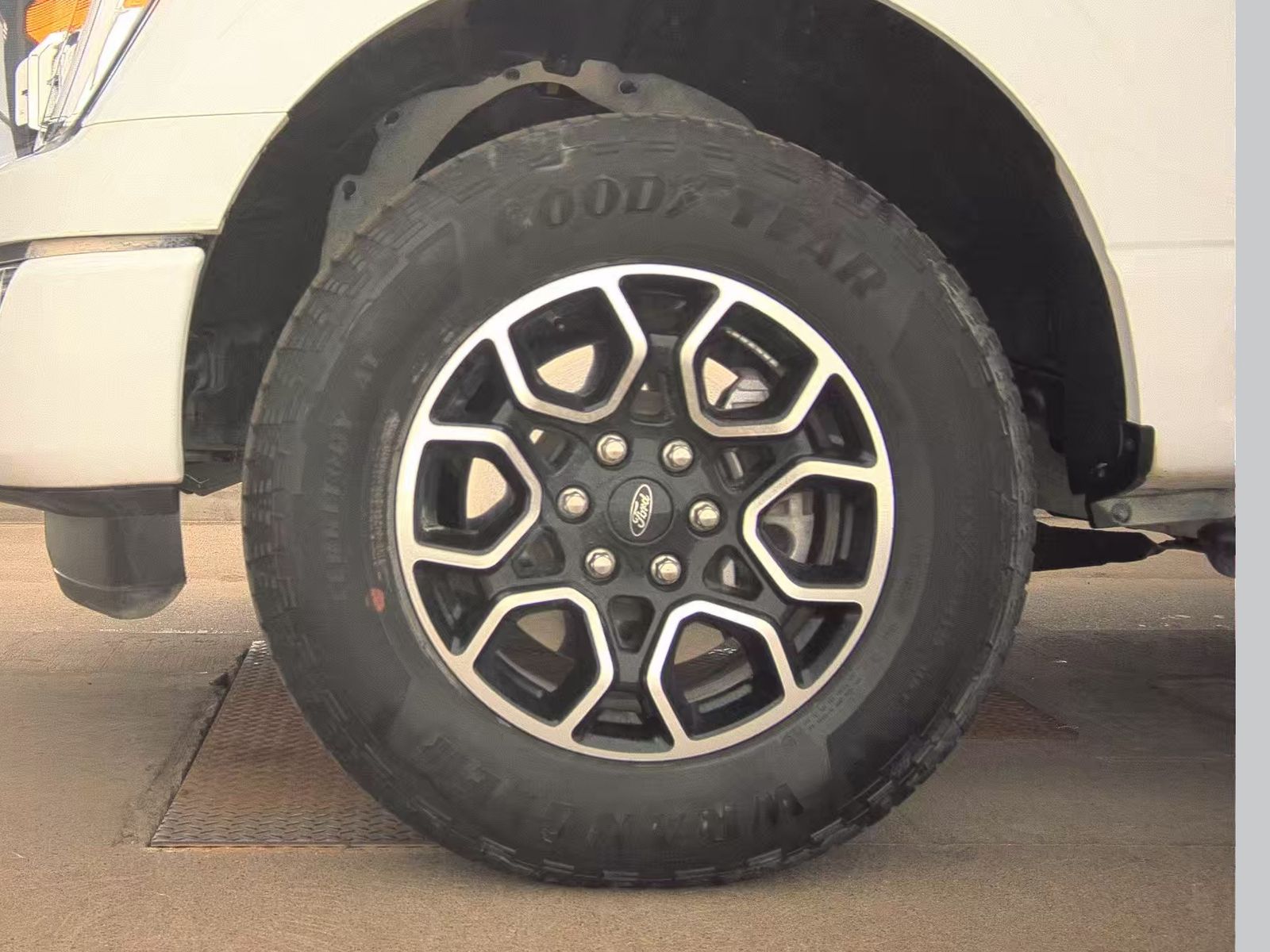 2022 Ford F-150 XLT AWD