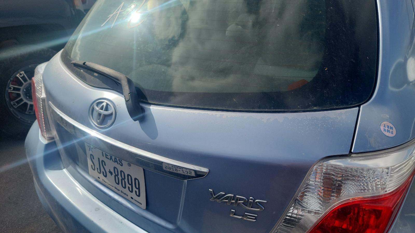 2014 Toyota Yaris LE FWD