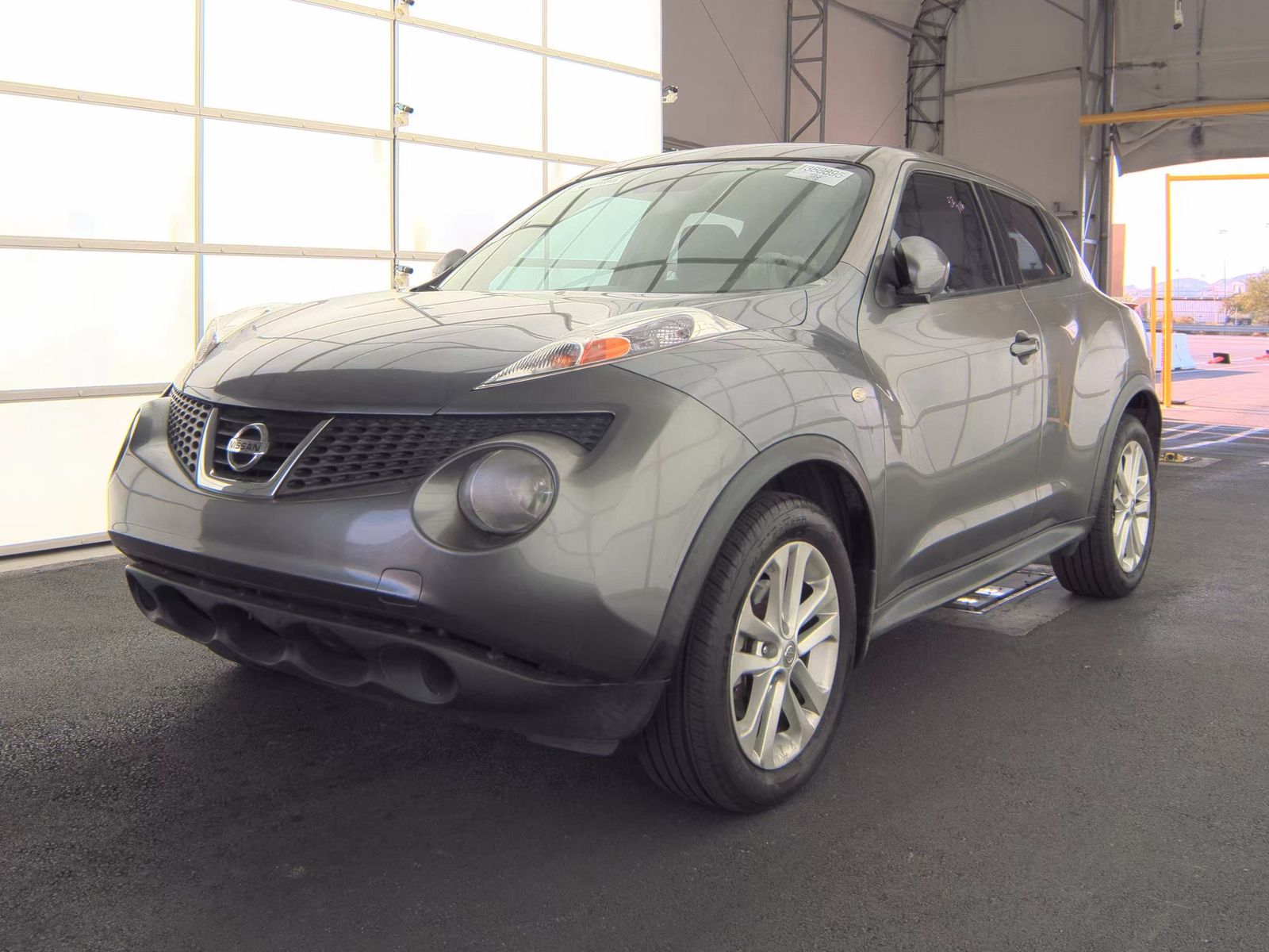 2013 Nissan JUKE S FWD