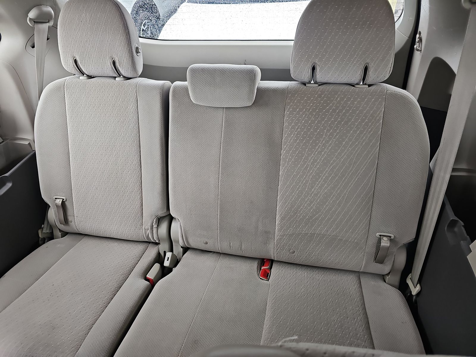 2020 Toyota Sienna LE FWD