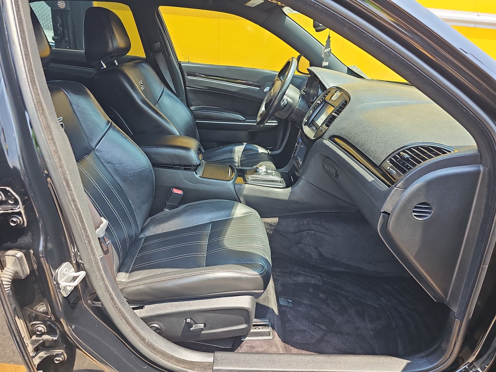 2018 Chrysler 300 S RWD