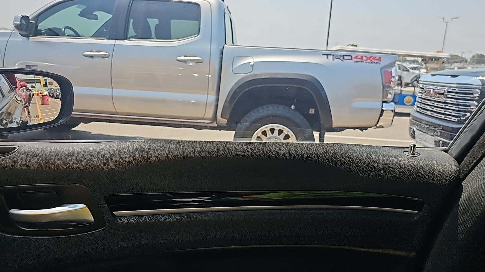 2018 Chrysler 300 S RWD