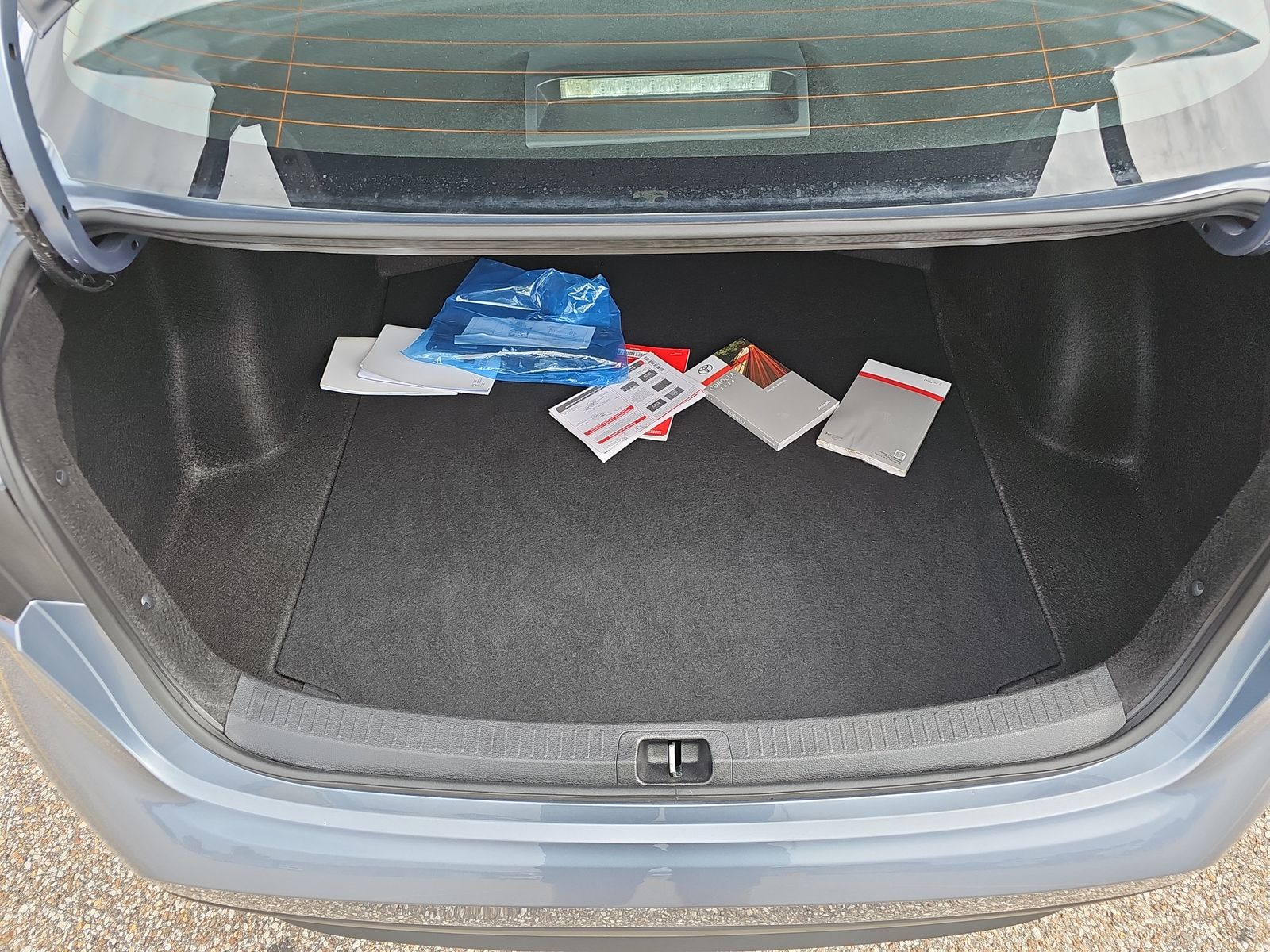 2024 Toyota Corolla LE FWD