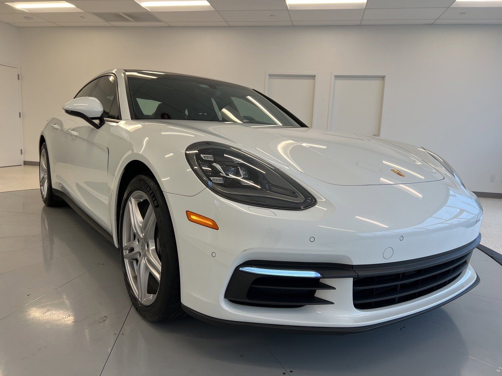 2017 Porsche Panamera