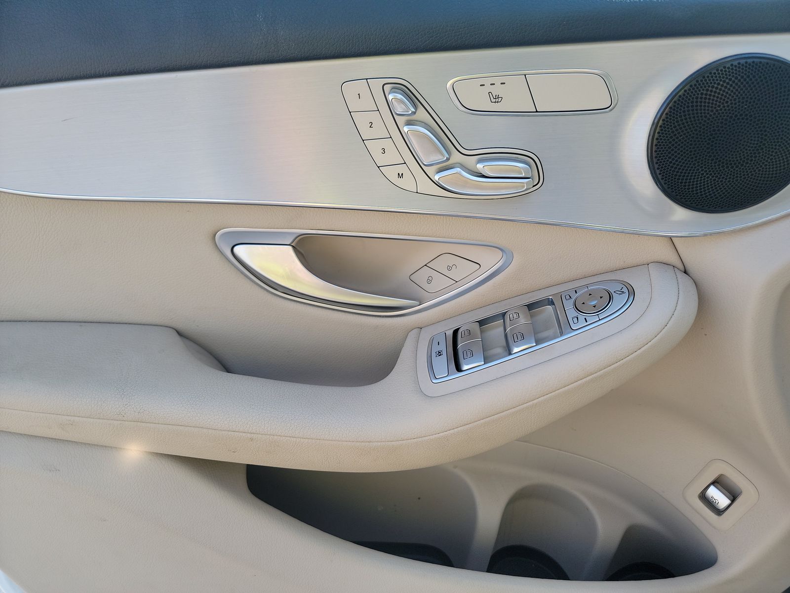 2022 Mercedes-Benz GLC GLC 300 AWD
