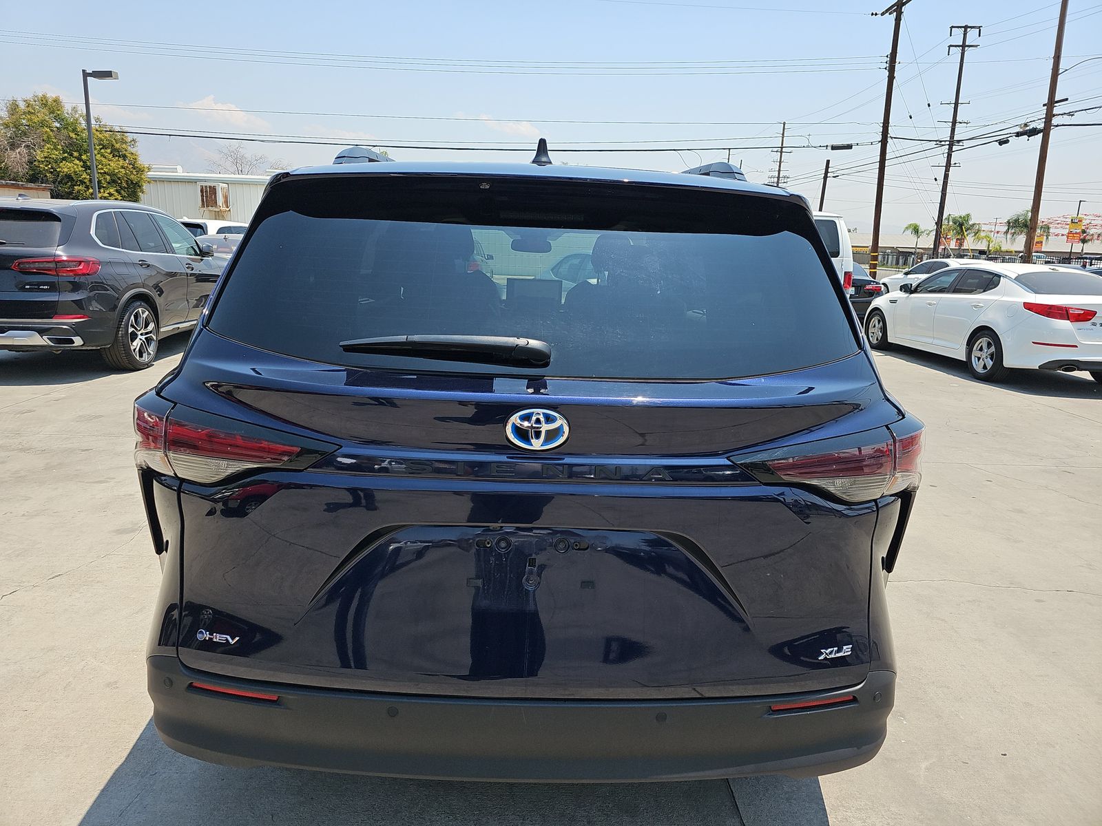 2025 Toyota Sienna XLE FWD