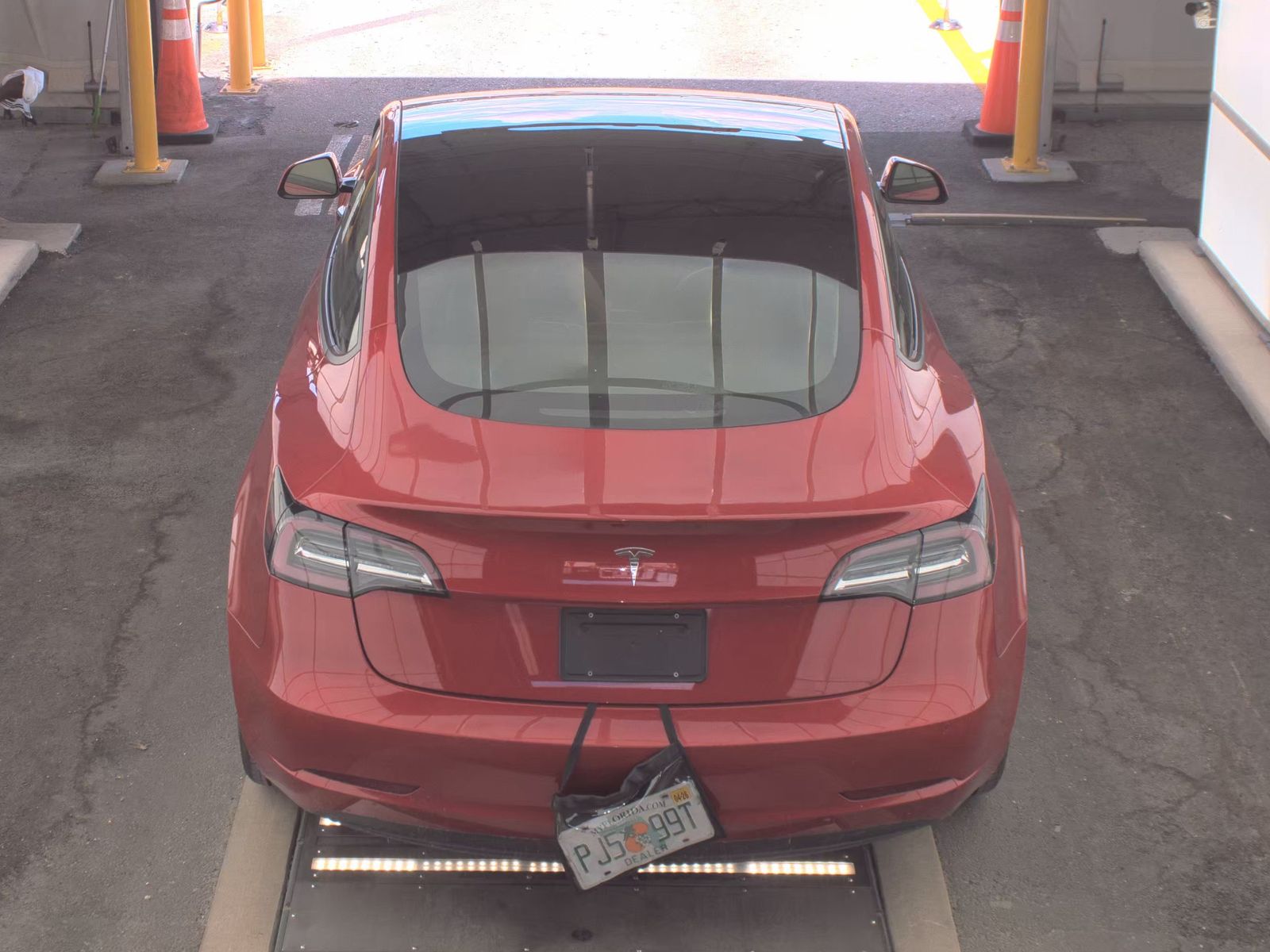 2022 Tesla Model 3 Standard Range RWD