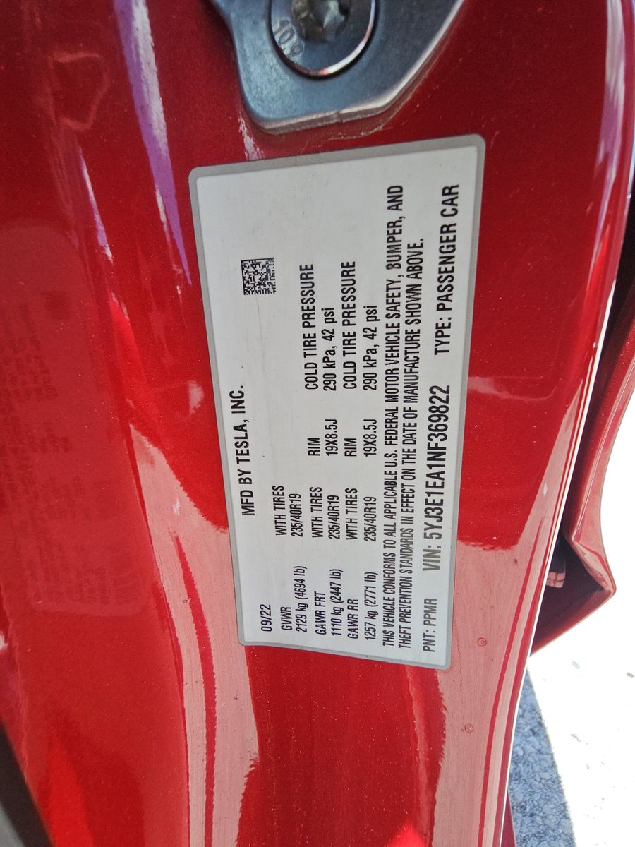 2022 Tesla Model 3 Standard Range RWD