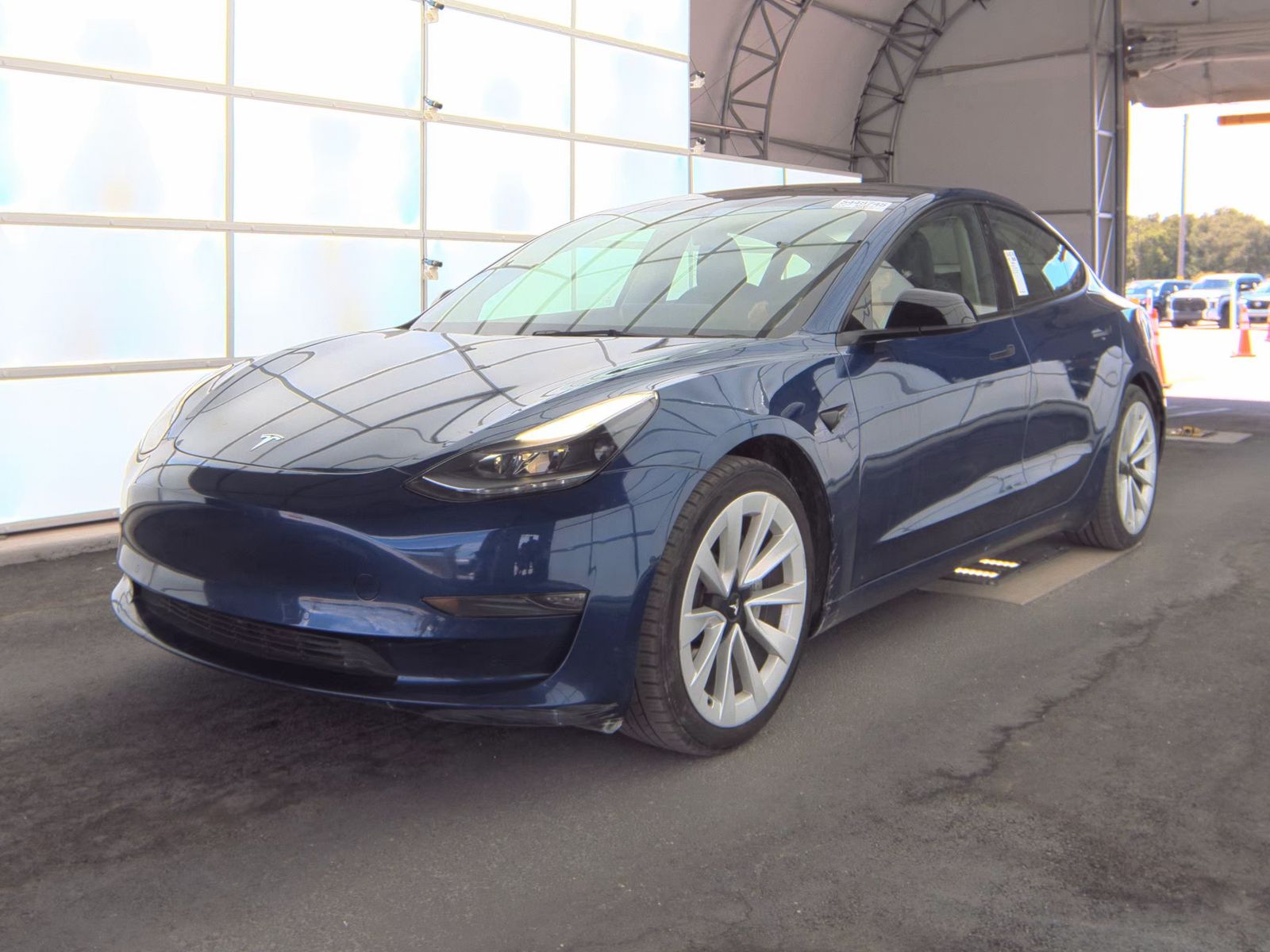 2022 Tesla Model 3 Standard Range RWD