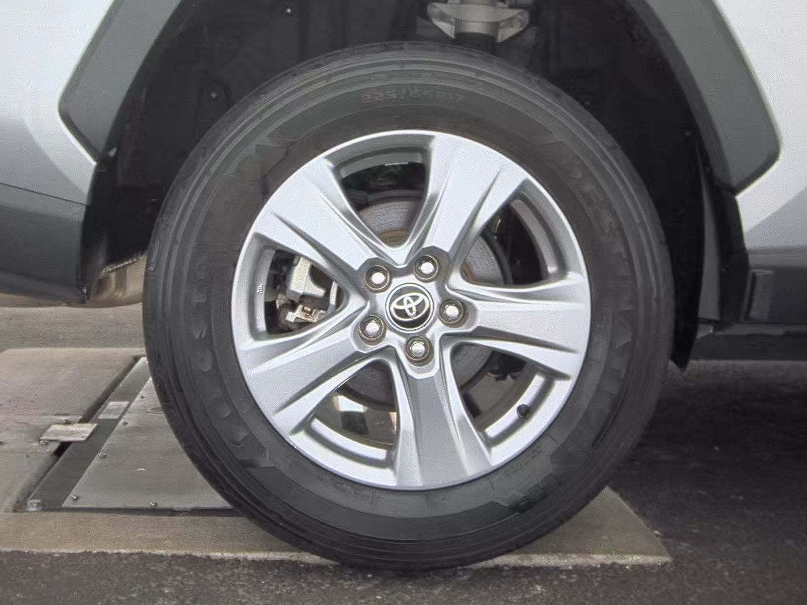 2022 Toyota RAV4 XLE AWD