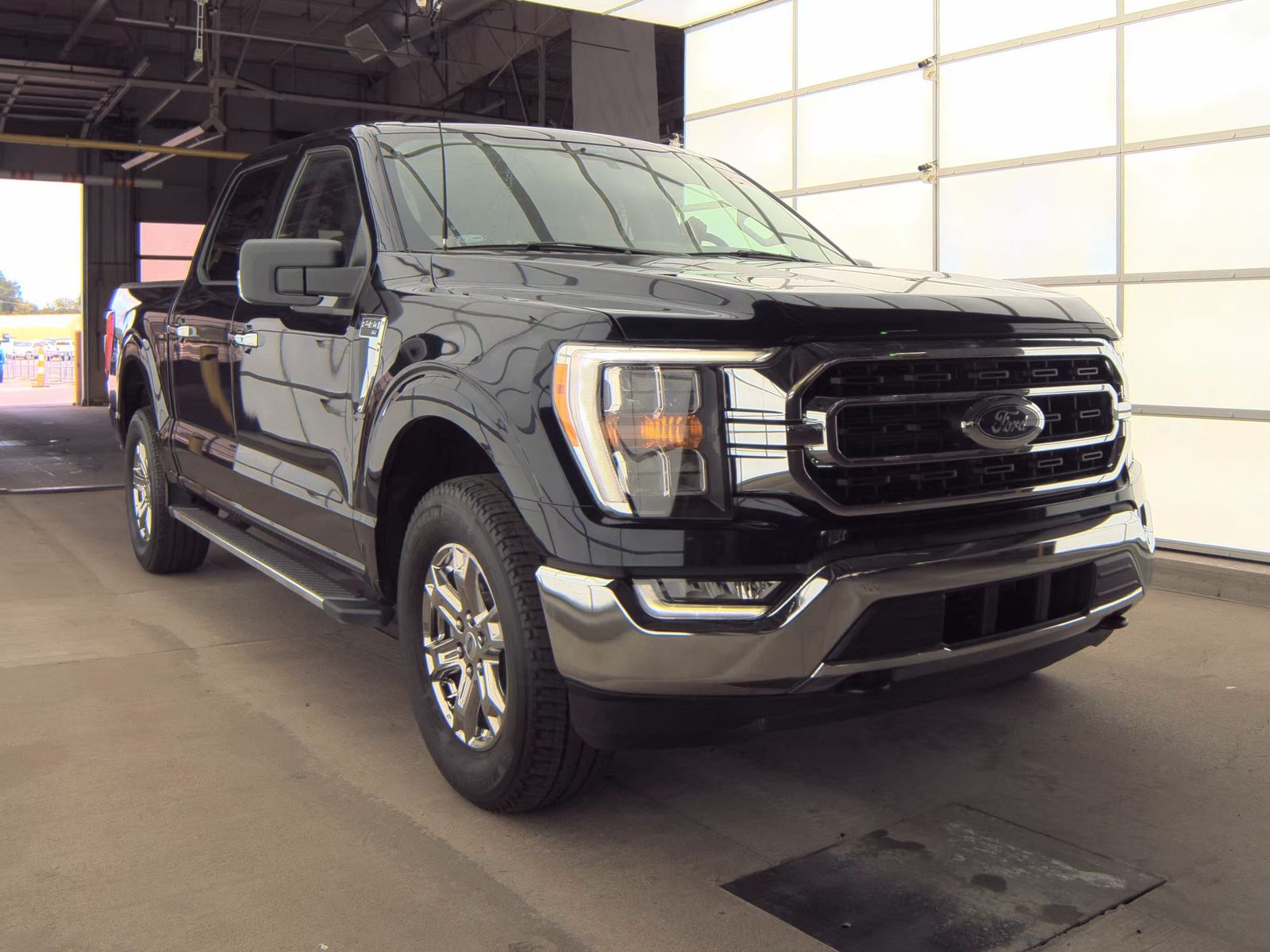 2022 Ford F-150 XLT AWD