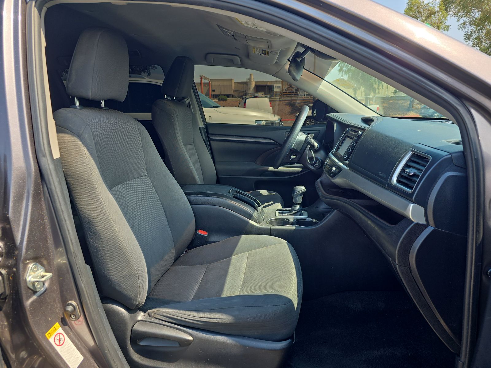2019 Toyota Highlander LE FWD
