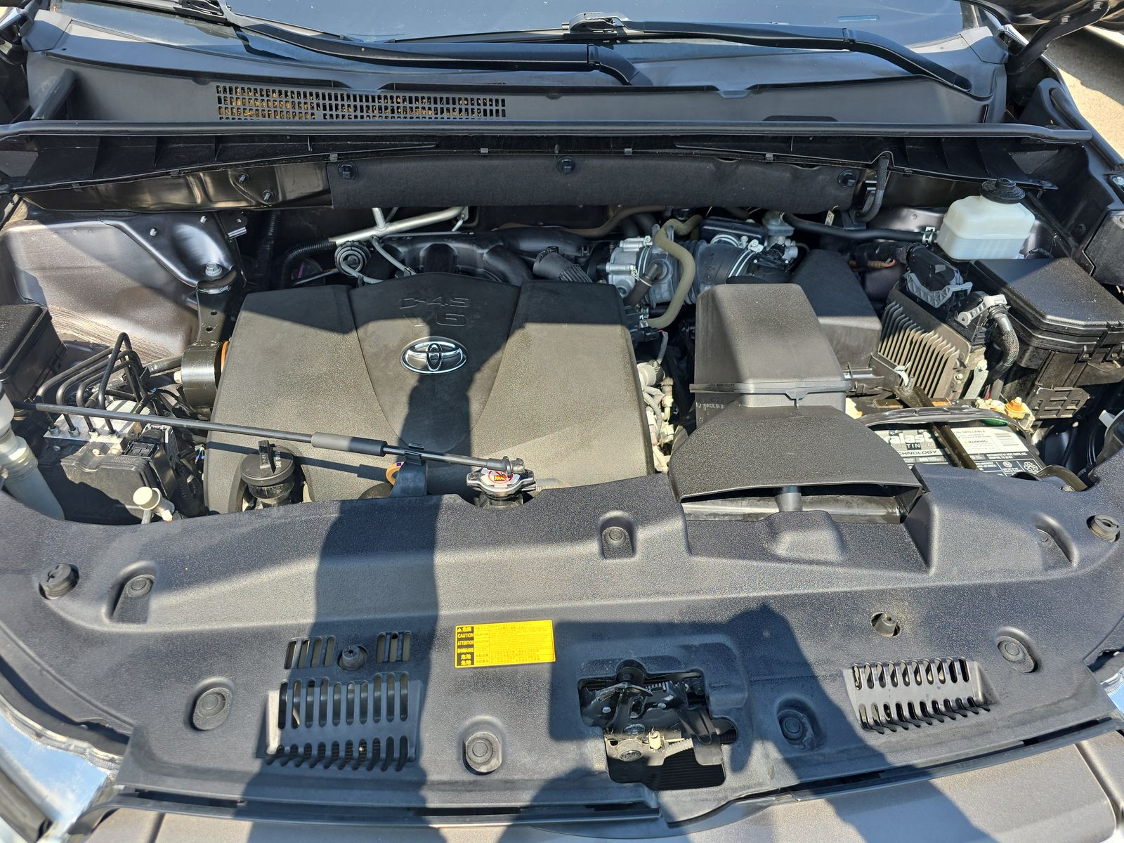 2019 Toyota Highlander LE FWD