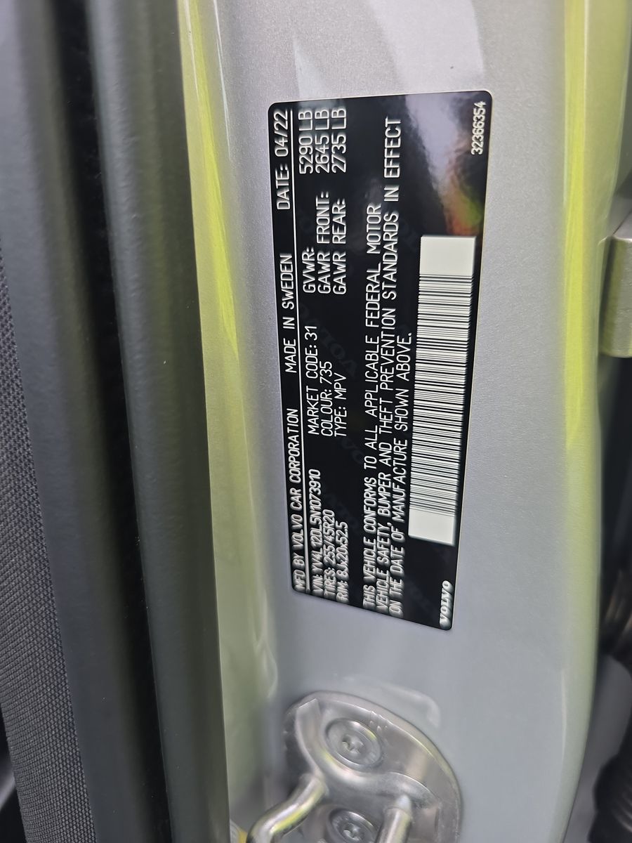 2022 Volvo XC60 B5 Inscription FWD