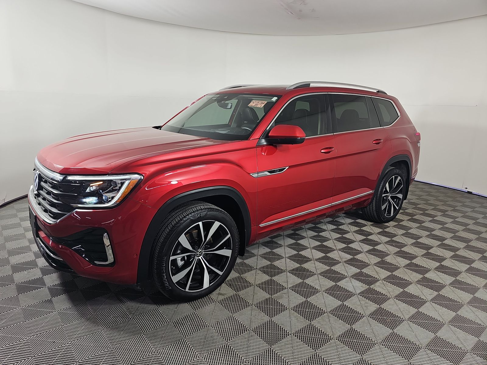 2024 Volkswagen Atlas 2.0T SEL Premium R-Line AWD