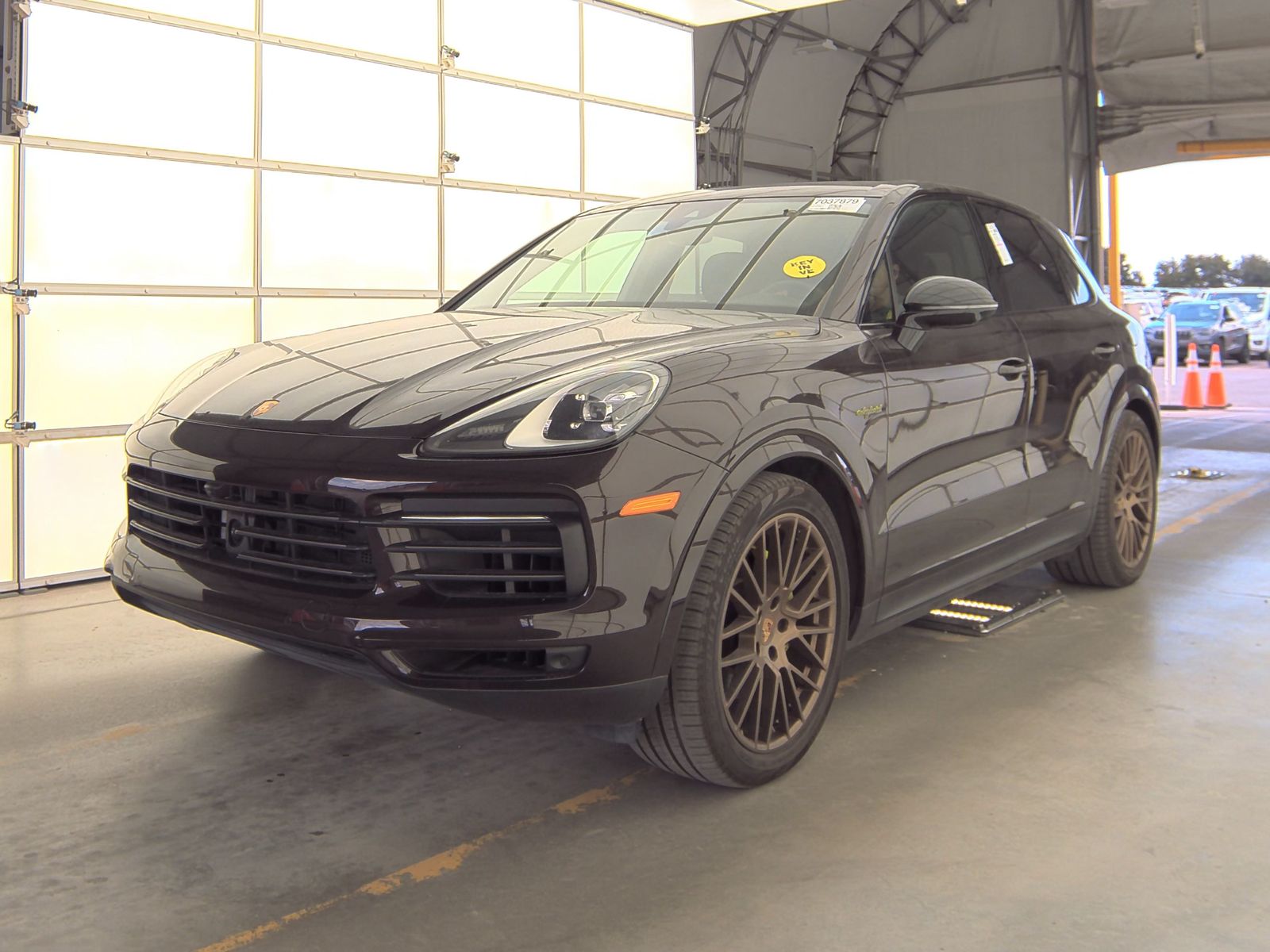 2022 Porsche Cayenne E-Hybrid Platinum Edit