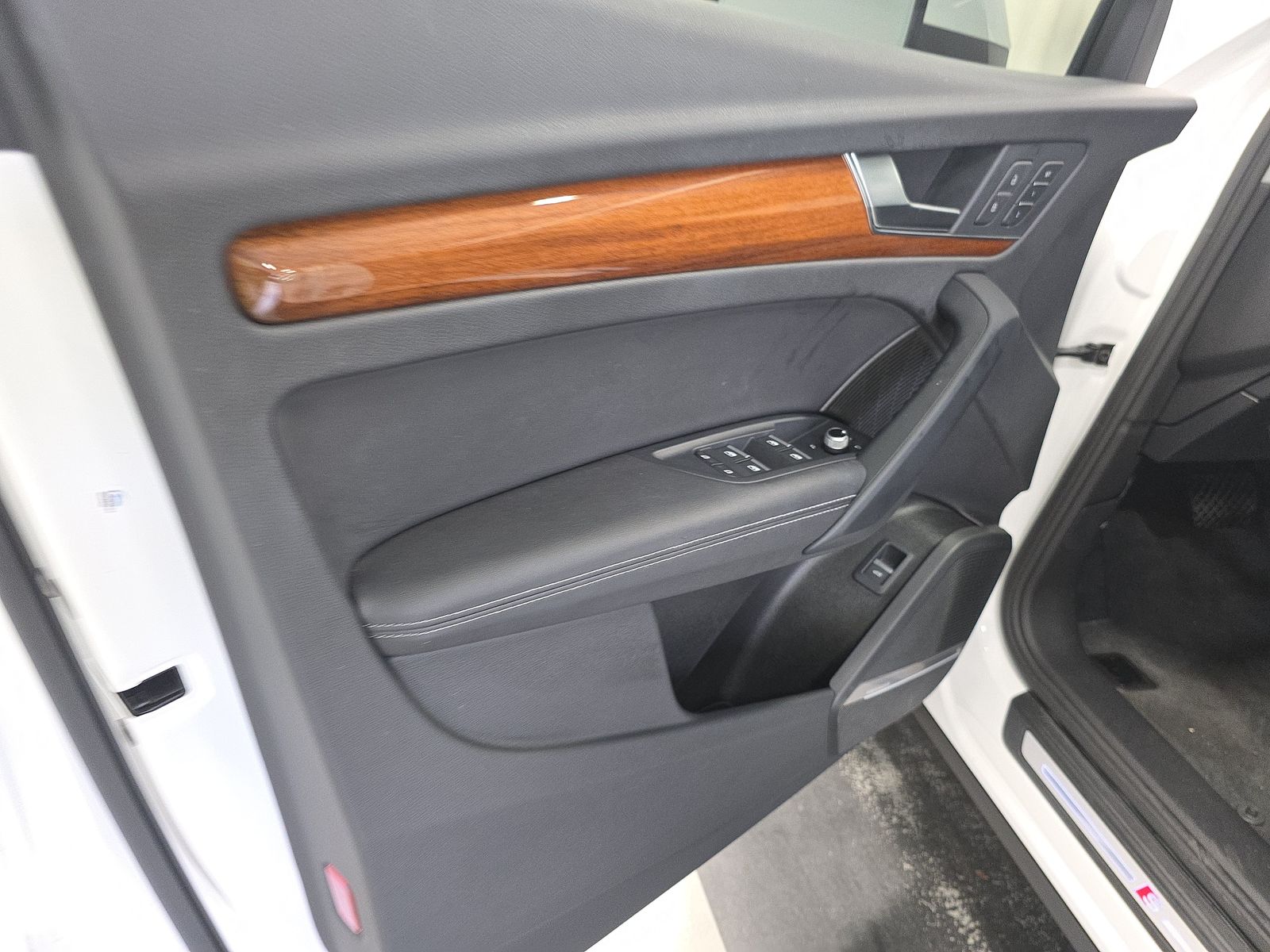 2022 Audi Q5 S line Premium Plus AWD