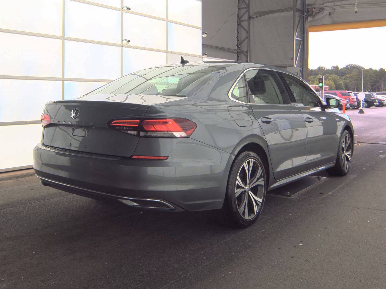 2021 Volkswagen Passat 2.0T SE FWD