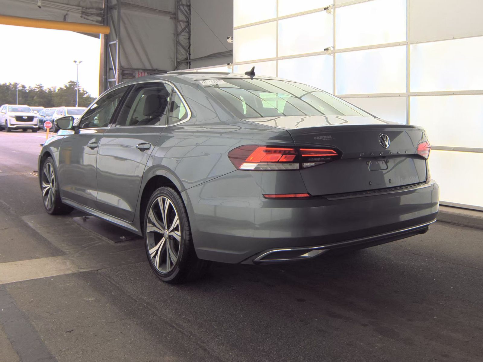2021 Volkswagen Passat 2.0T SE FWD