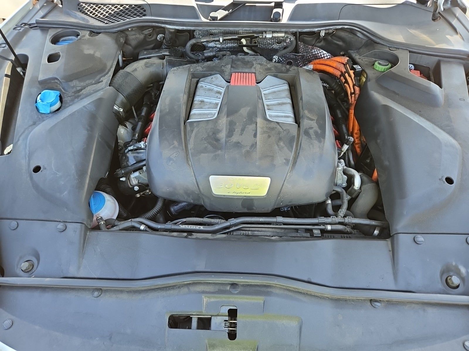 2017 Porsche Cayenne E-Hybrid S Platinum Edition AWD