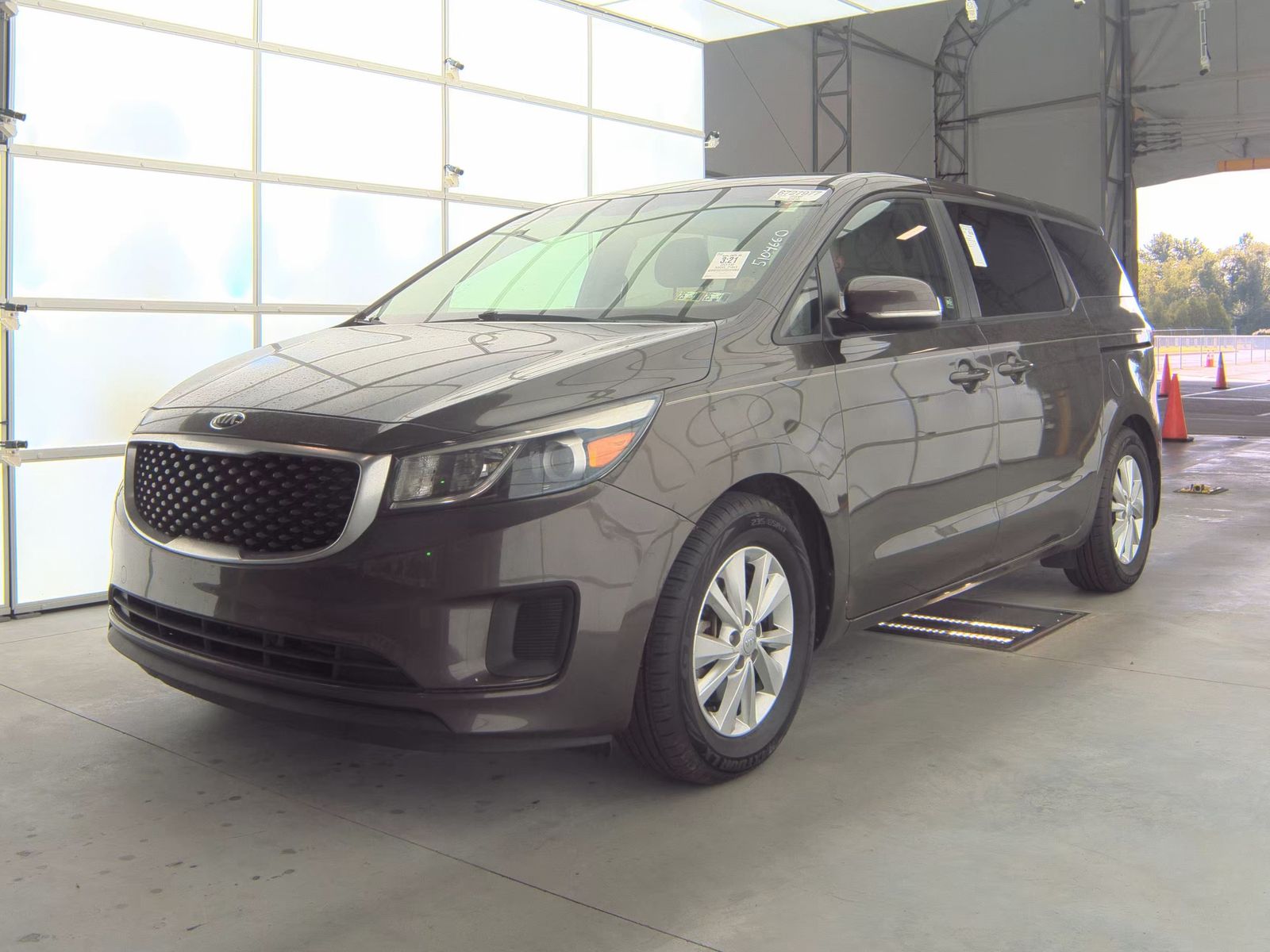 2018 Kia Sedona LX FWD