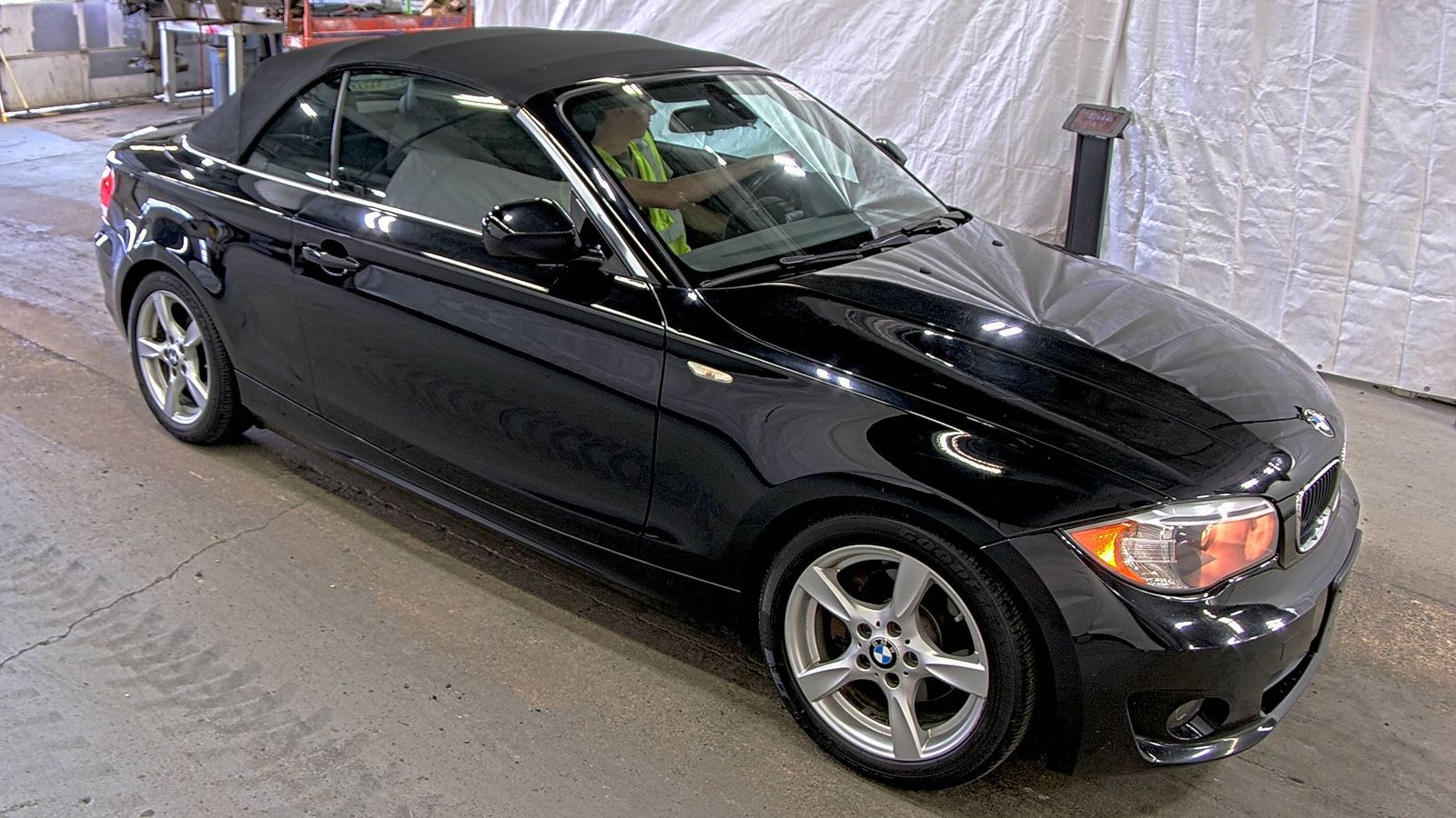 2013 BMW 1 Series 128i RWD