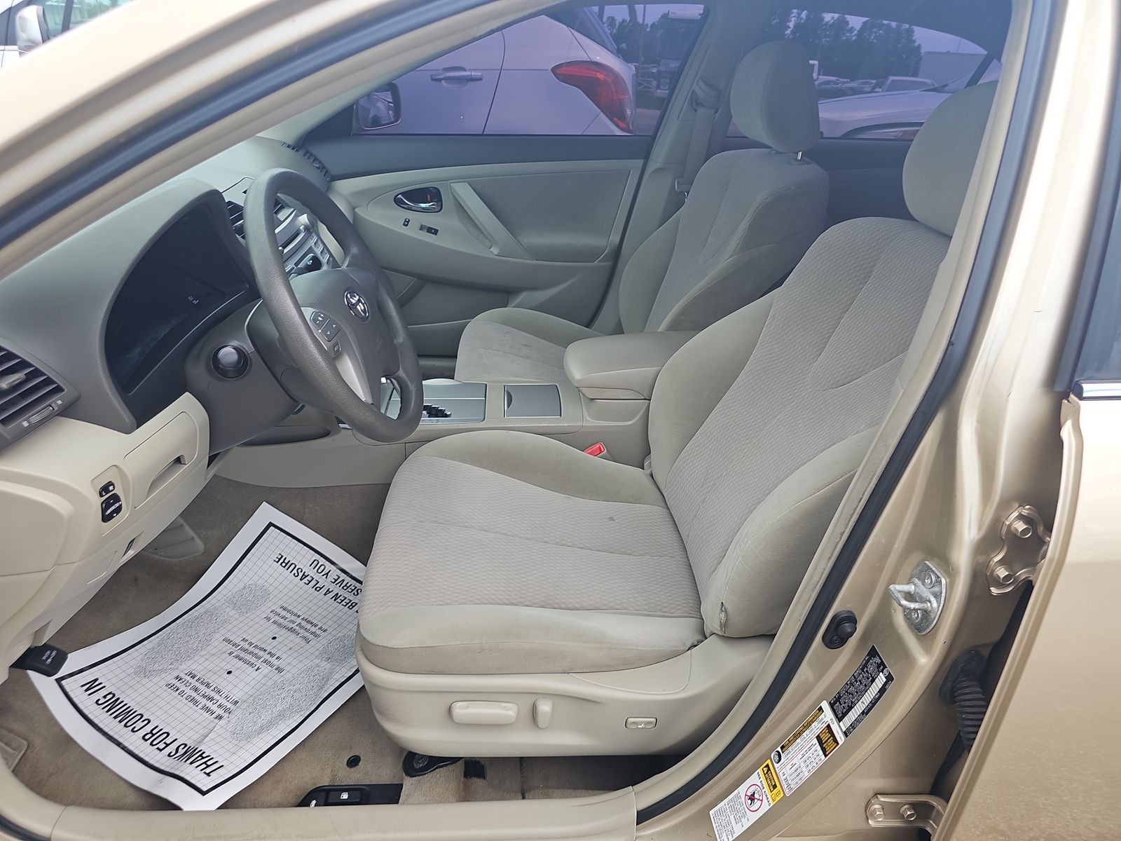 2011 Toyota Camry LE FWD
