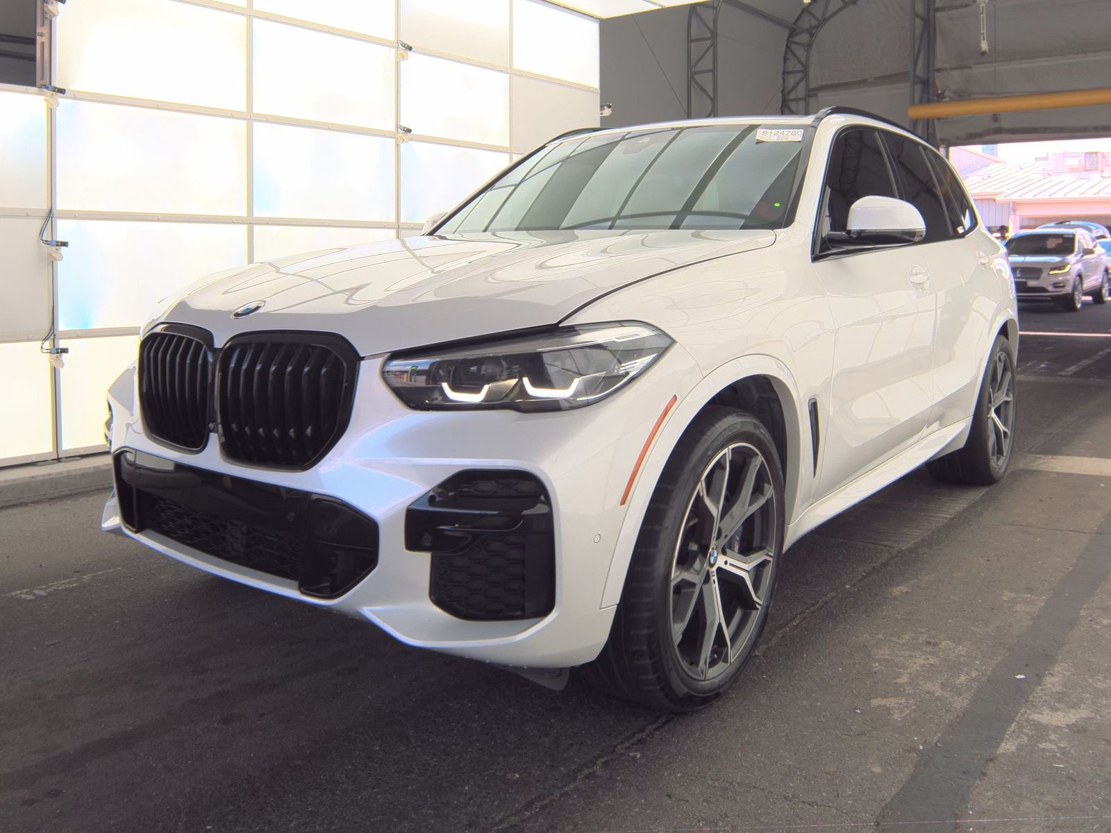 2022 BMW X5 M50i AWD
