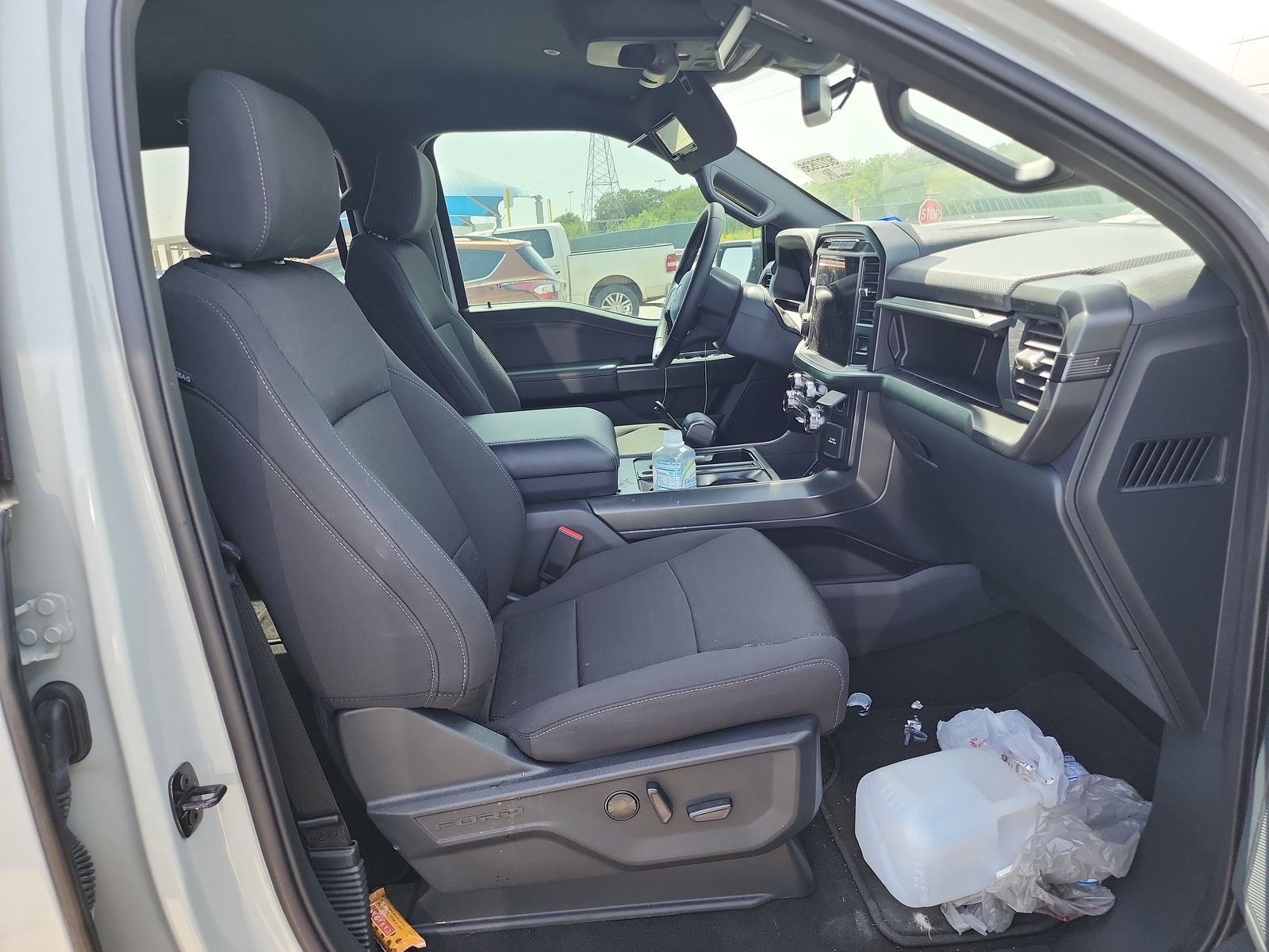 2024 Ford F-150 XLT RWD