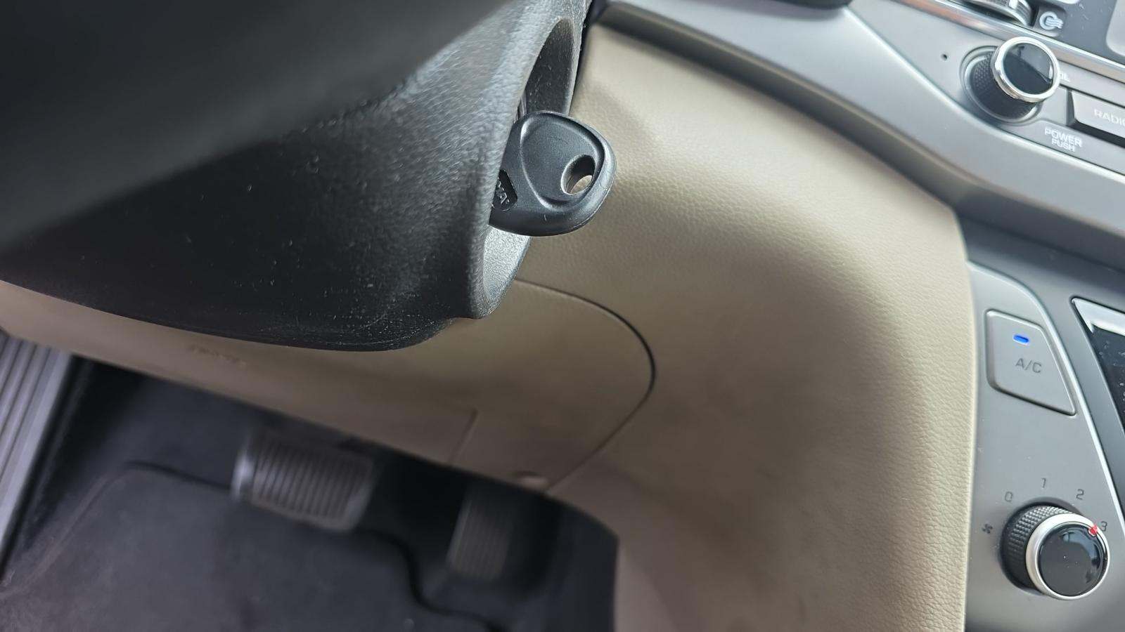 2017 Hyundai Elantra SE FWD