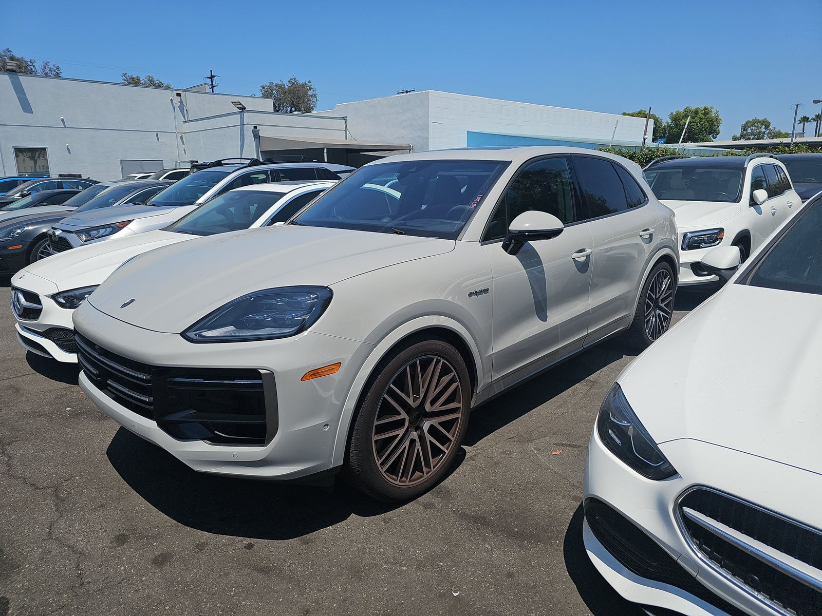 2025 Porsche Cayenne Turbo E-Hybrid