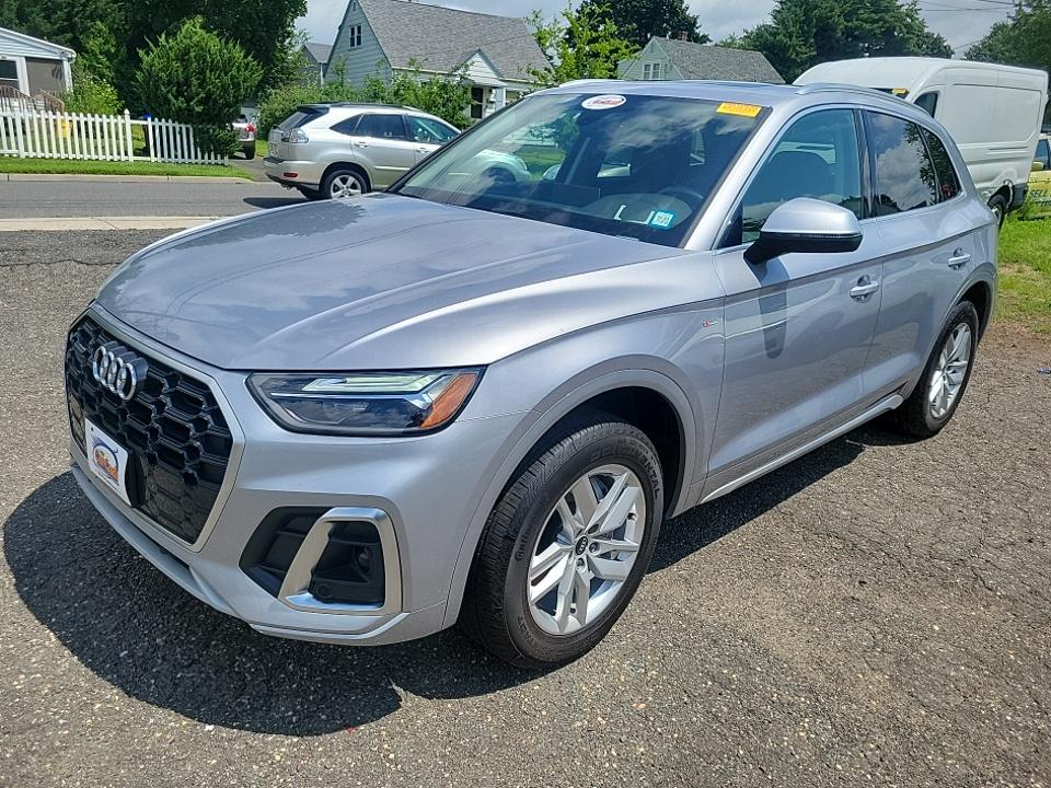 2022 Audi Q5 S line Premium