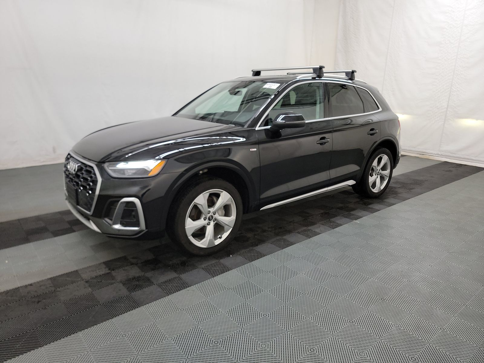 2022 Audi Q5 S line Premium Plus