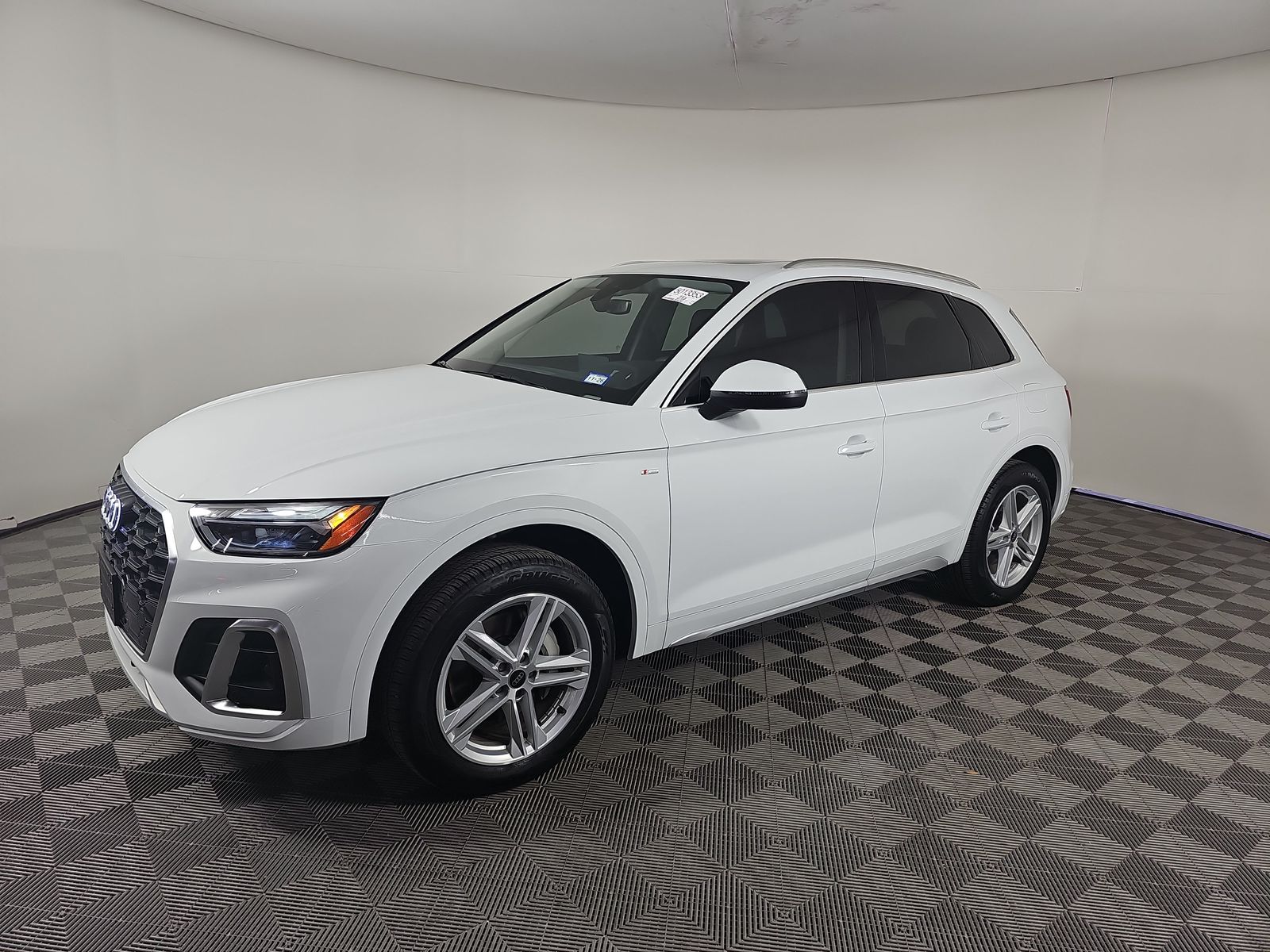 2025 Audi Q5 Plug-In Hybrid S line Premium Plus 55 TFSI