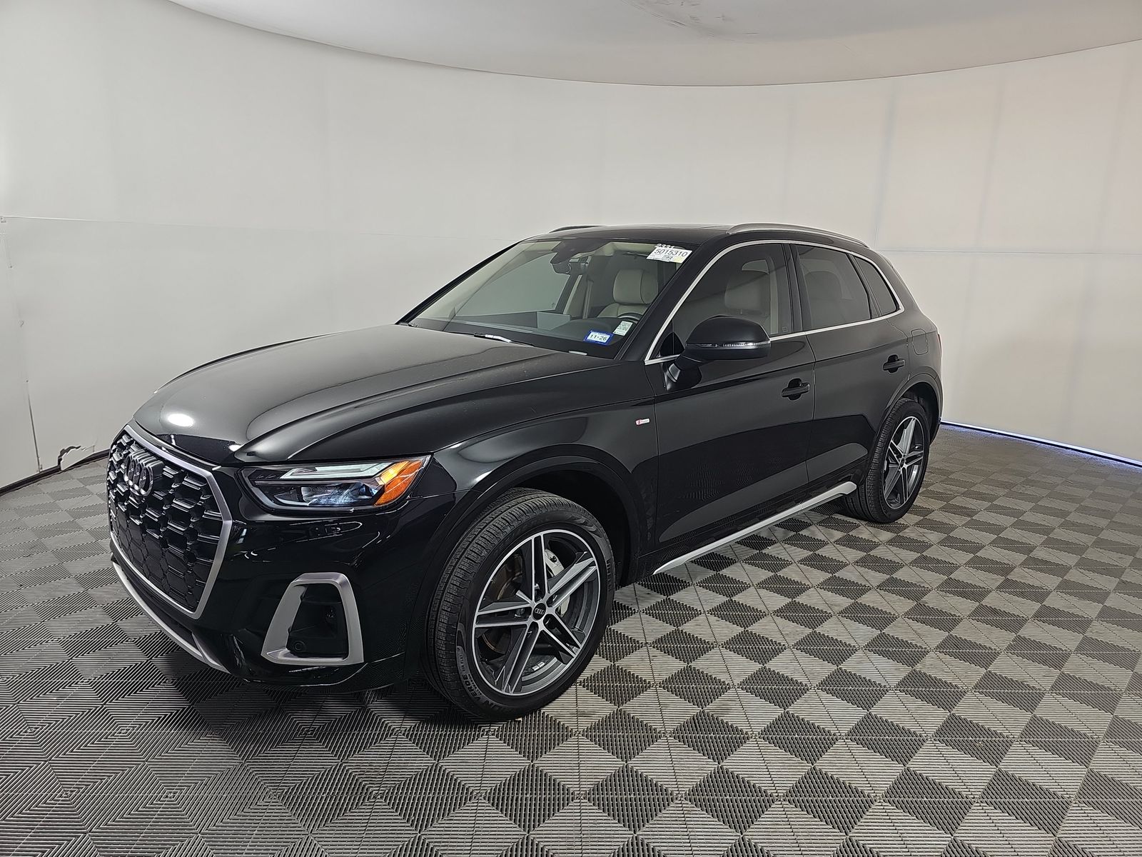 2025 Audi Q5 Plug-In Hybrid S line Premium Plus 55 TFSI