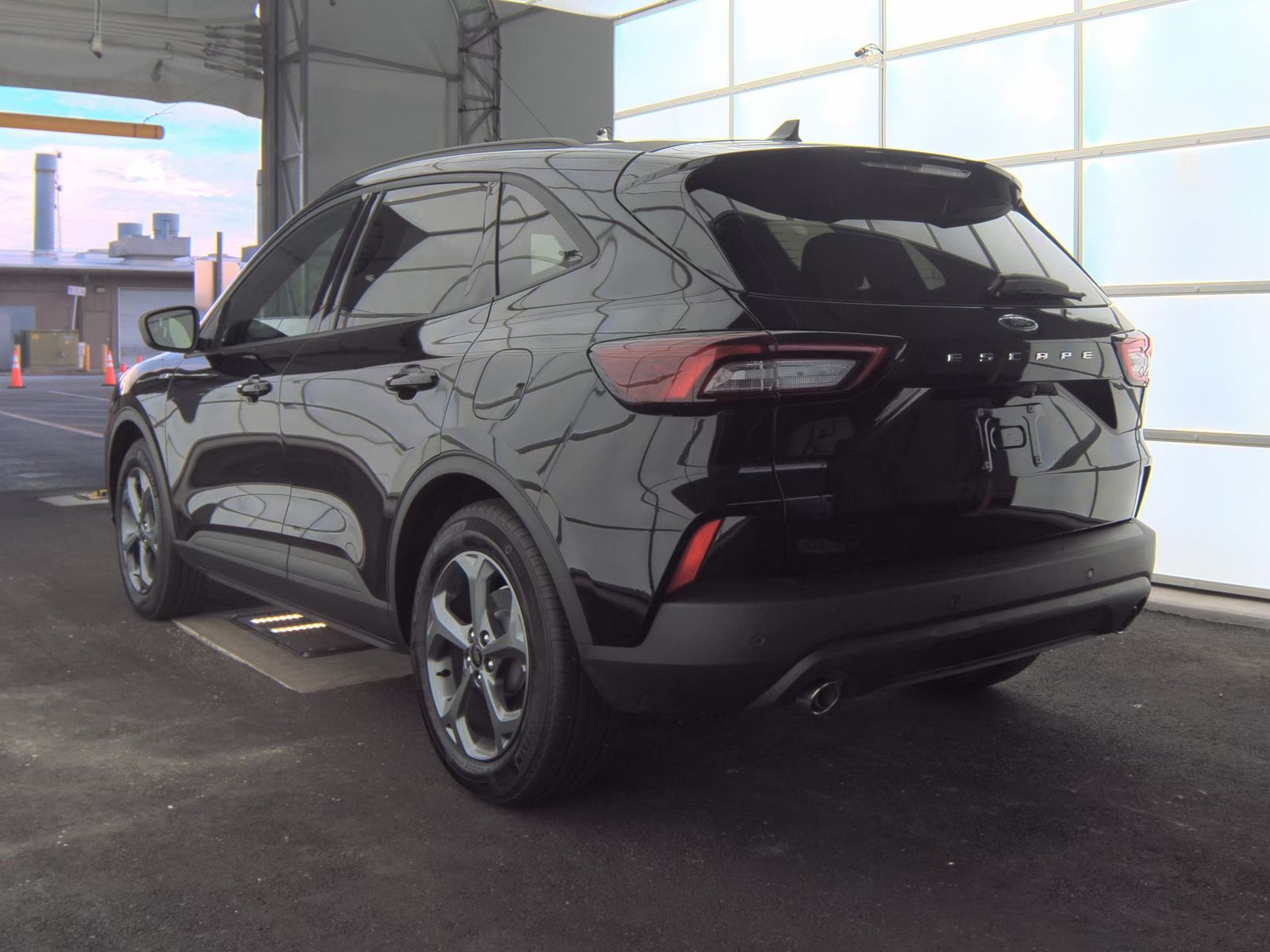 2025 Ford Escape ST-Line FWD