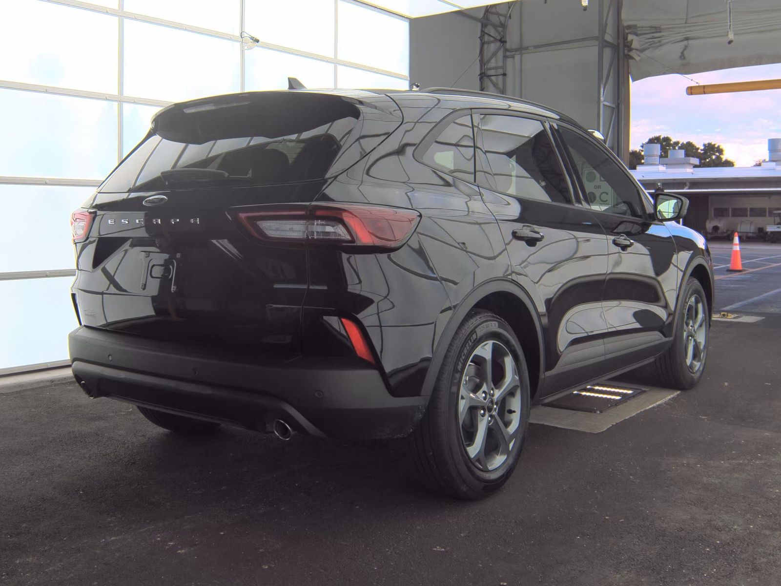 2025 Ford Escape ST-Line FWD
