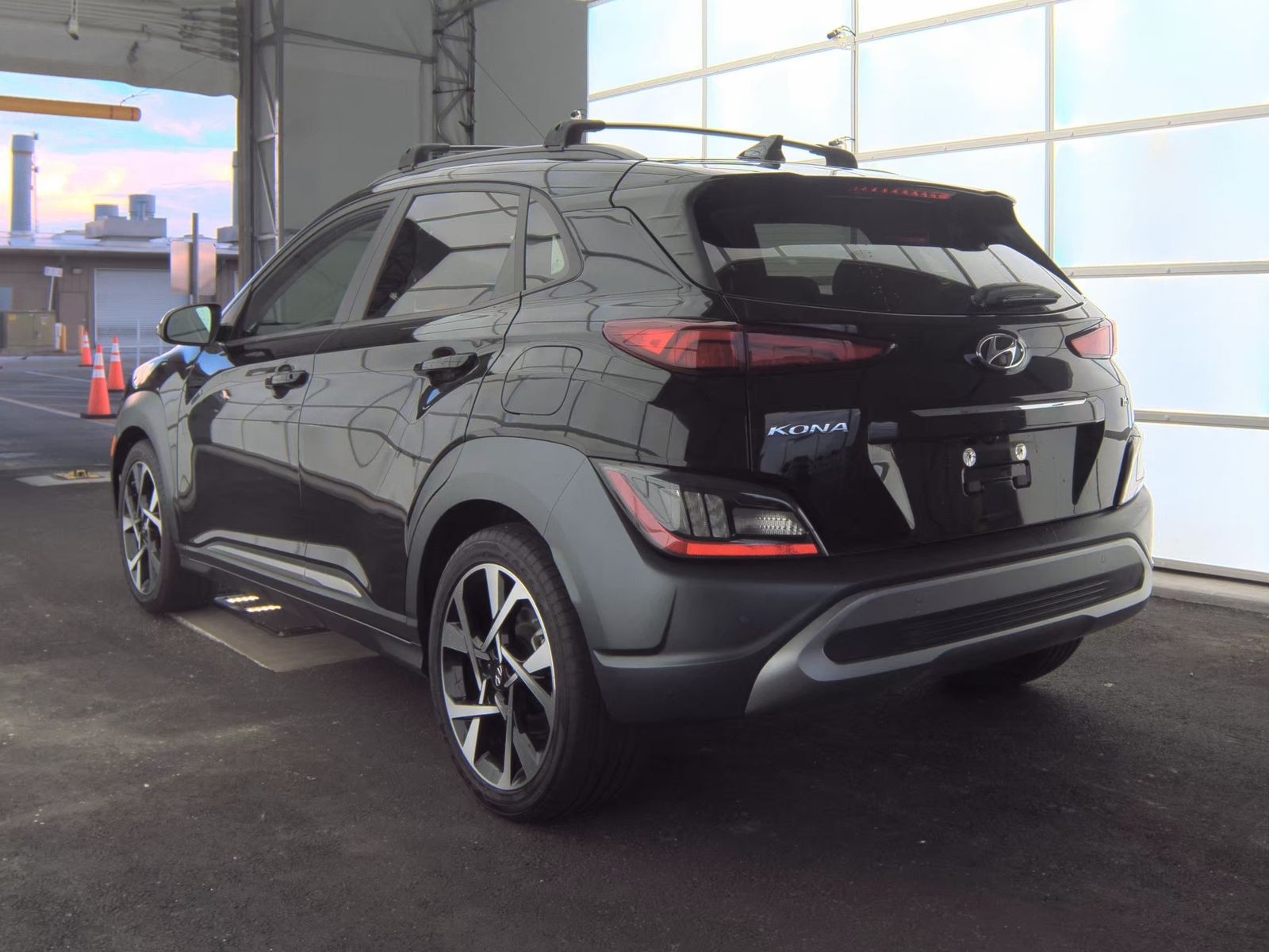 2022 Hyundai Kona Limited FWD